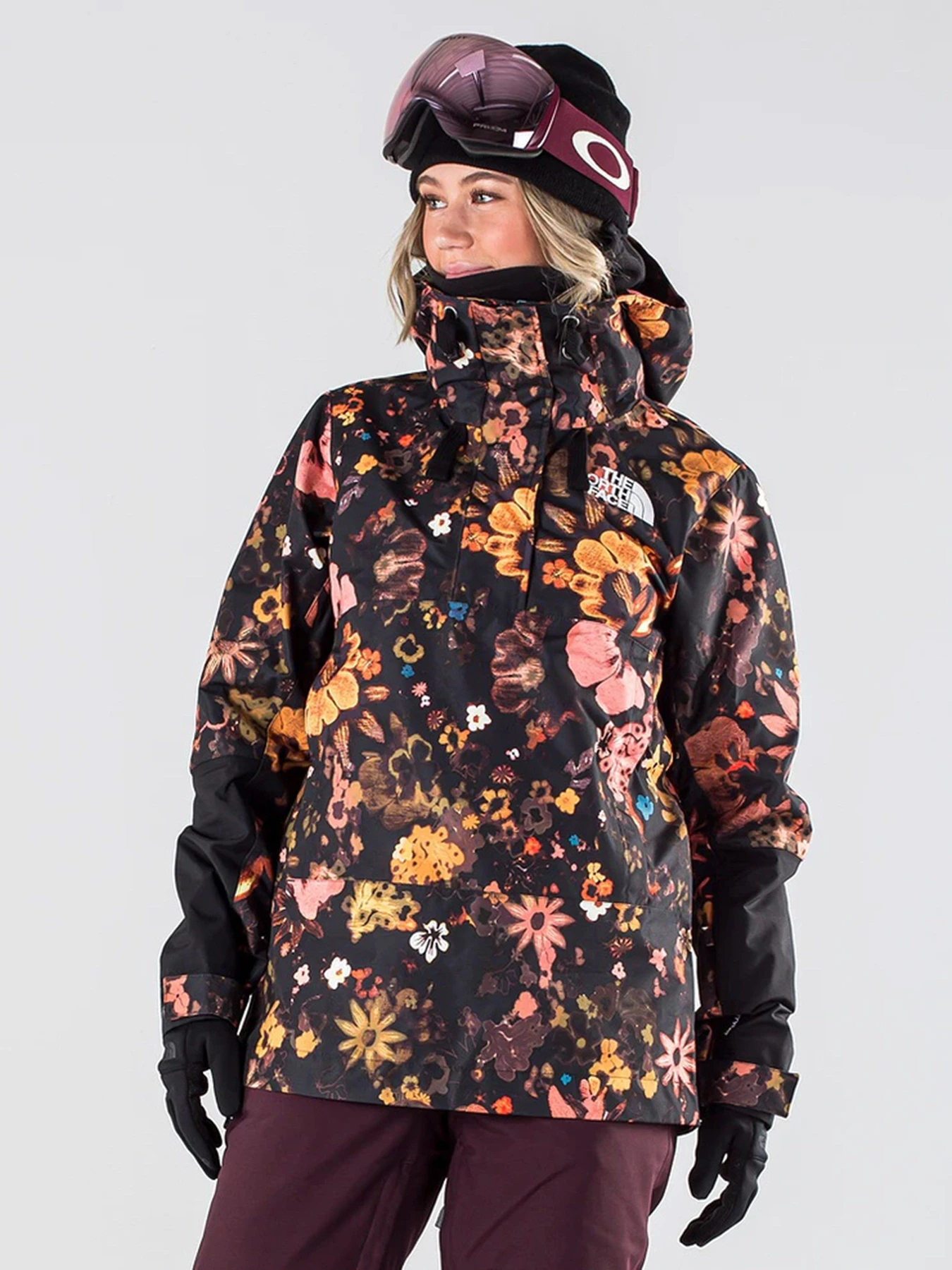 Куртки и дубленки The North Face TANAGER модель NF0A4R1GU481 Фото