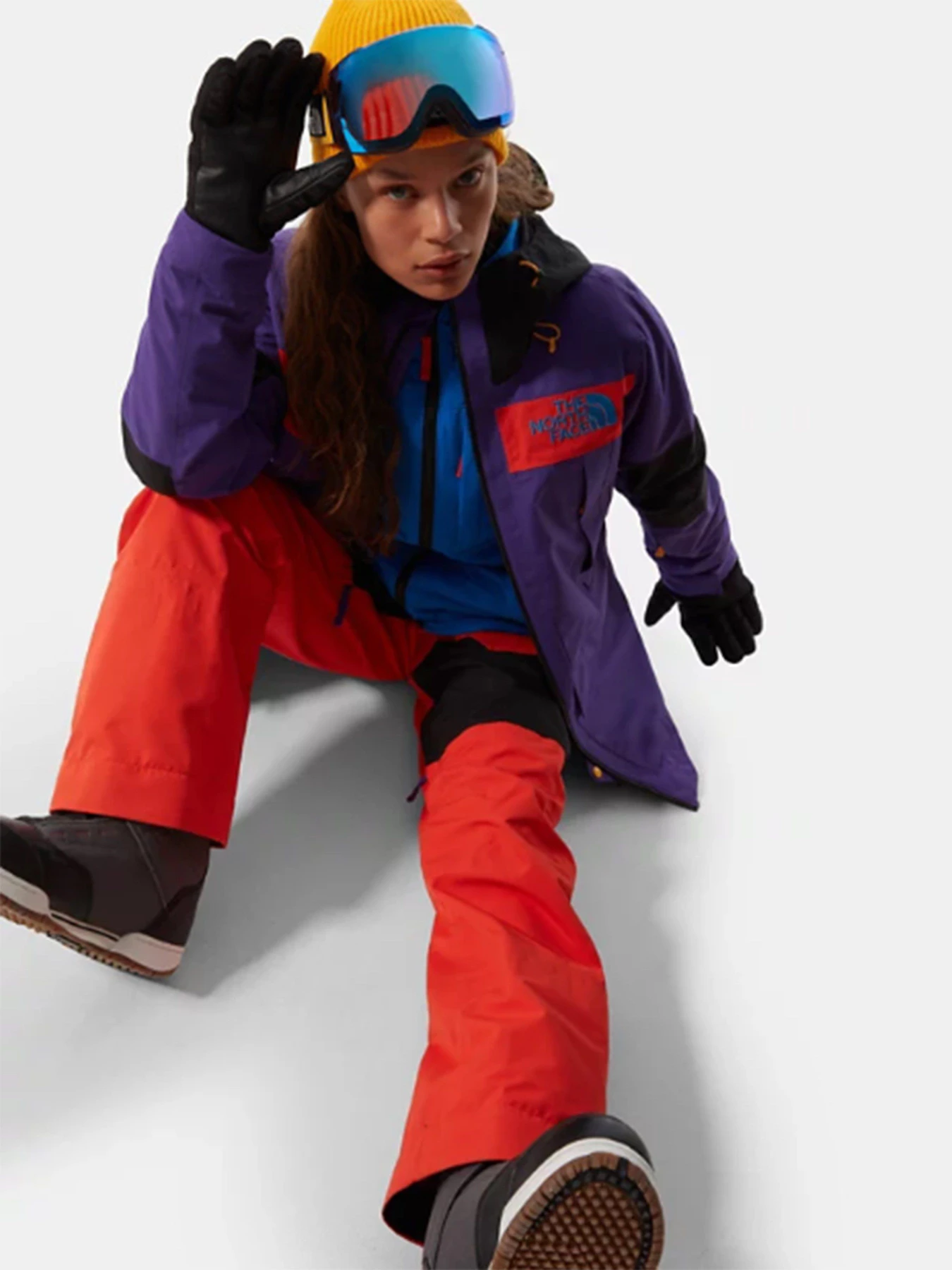 Комбинезоны The North Face Team Kit Bib модель NF0A4R1BSH91 Комбинезоны The North Face Team Kit Bib модель NF0A4R1BSH91 Фото