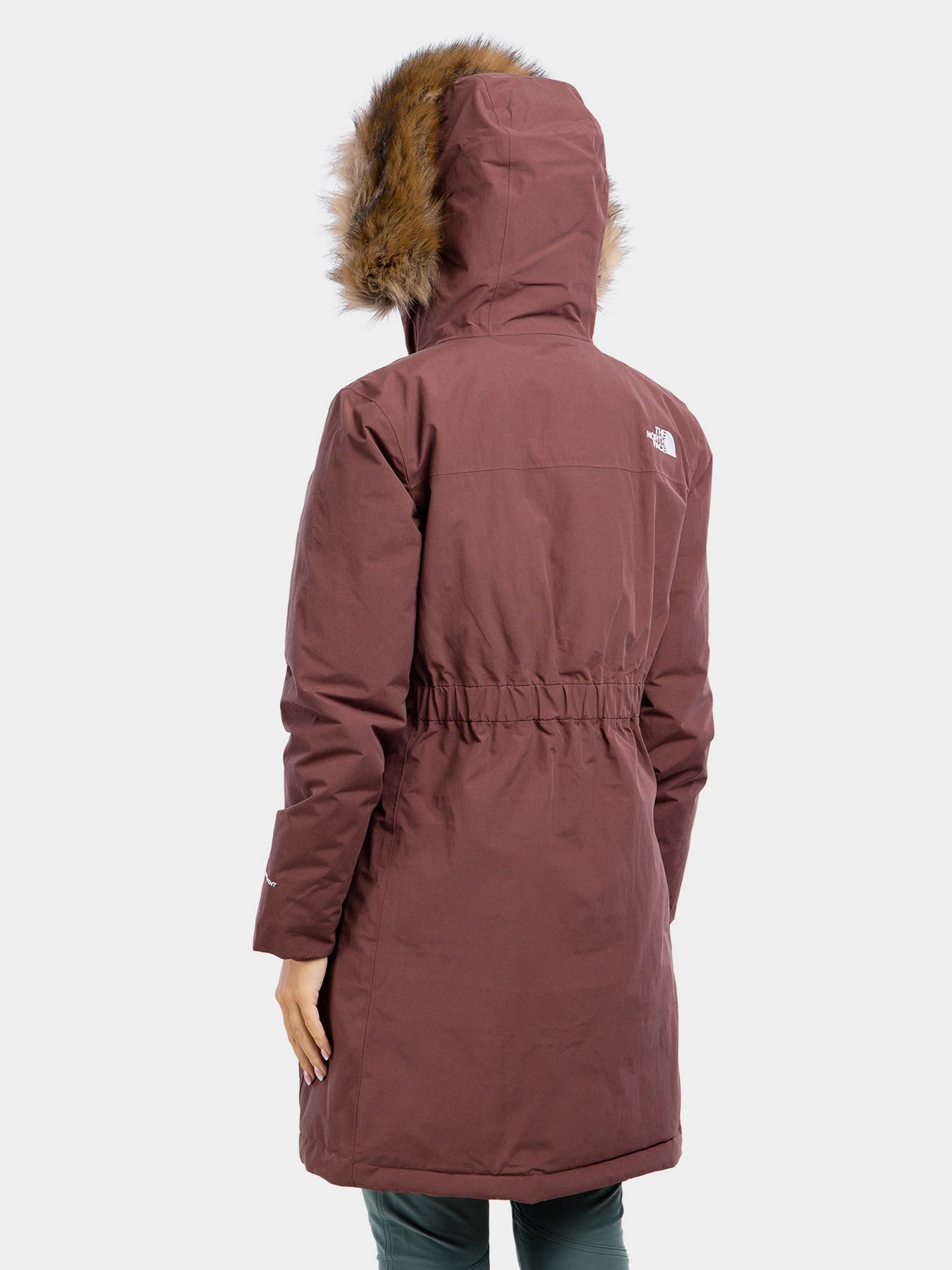 Куртки и дубленки The North Face ARCTIC PARKA модель NF0A4R2VQ321 Куртки и дубленки The North Face ARCTIC PARKA модель NF0A4R2VQ321 Фото