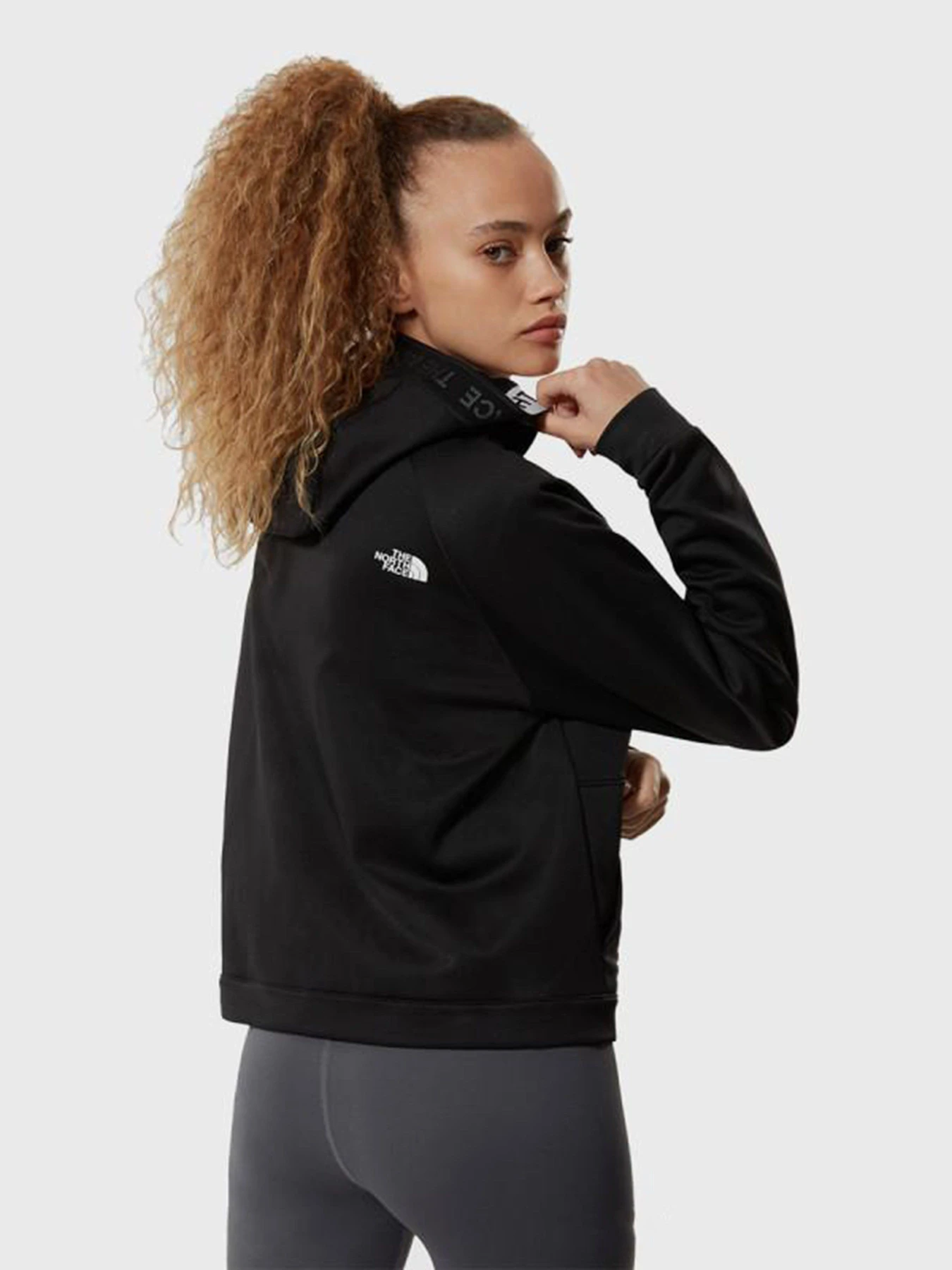 Худи и свитшоты The North Face TRAIN модель NF0A4SW1JK31 Фото