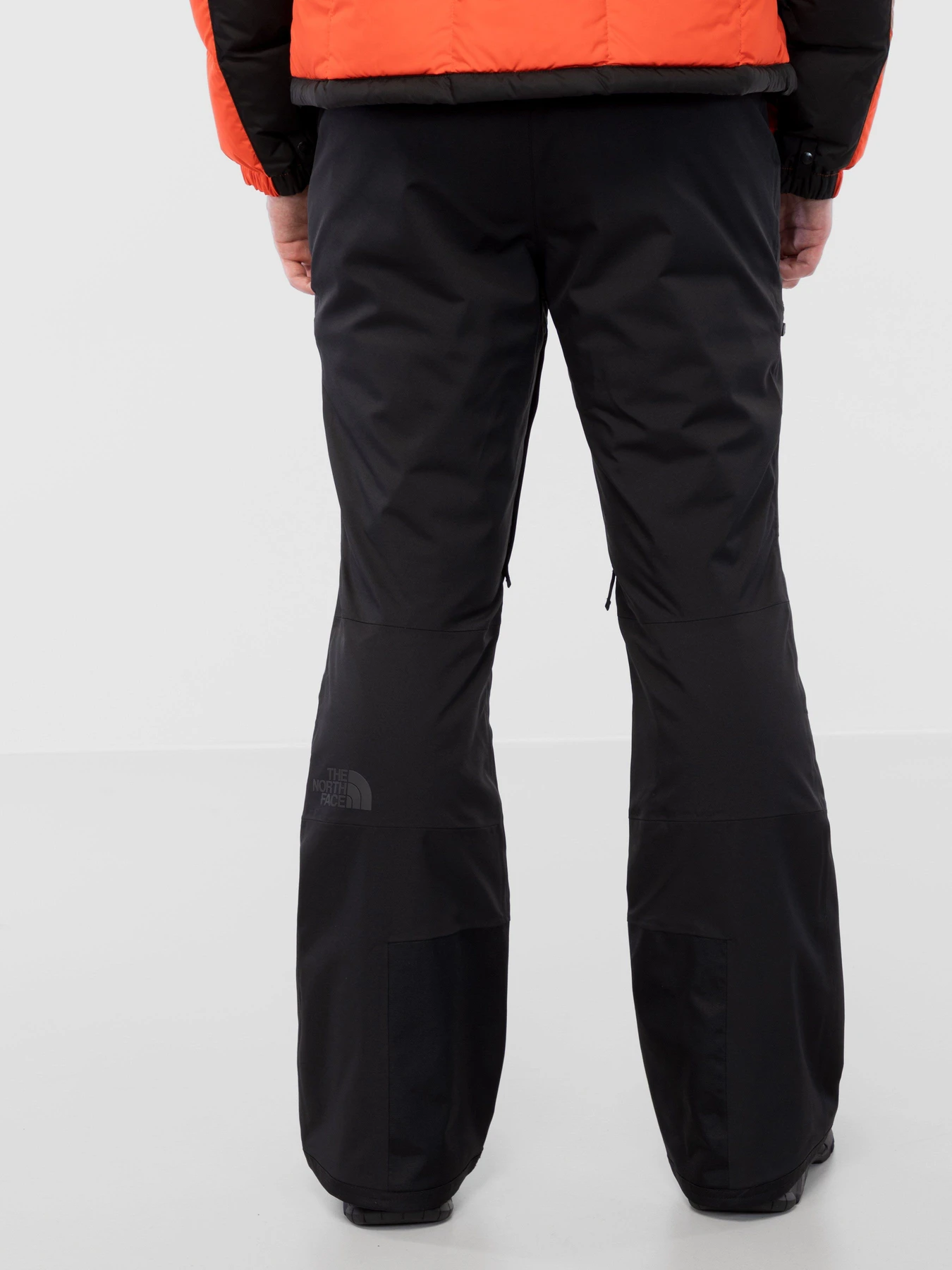 Брюки The North Face Chakal модель NF0A4QXGJK31 Фото