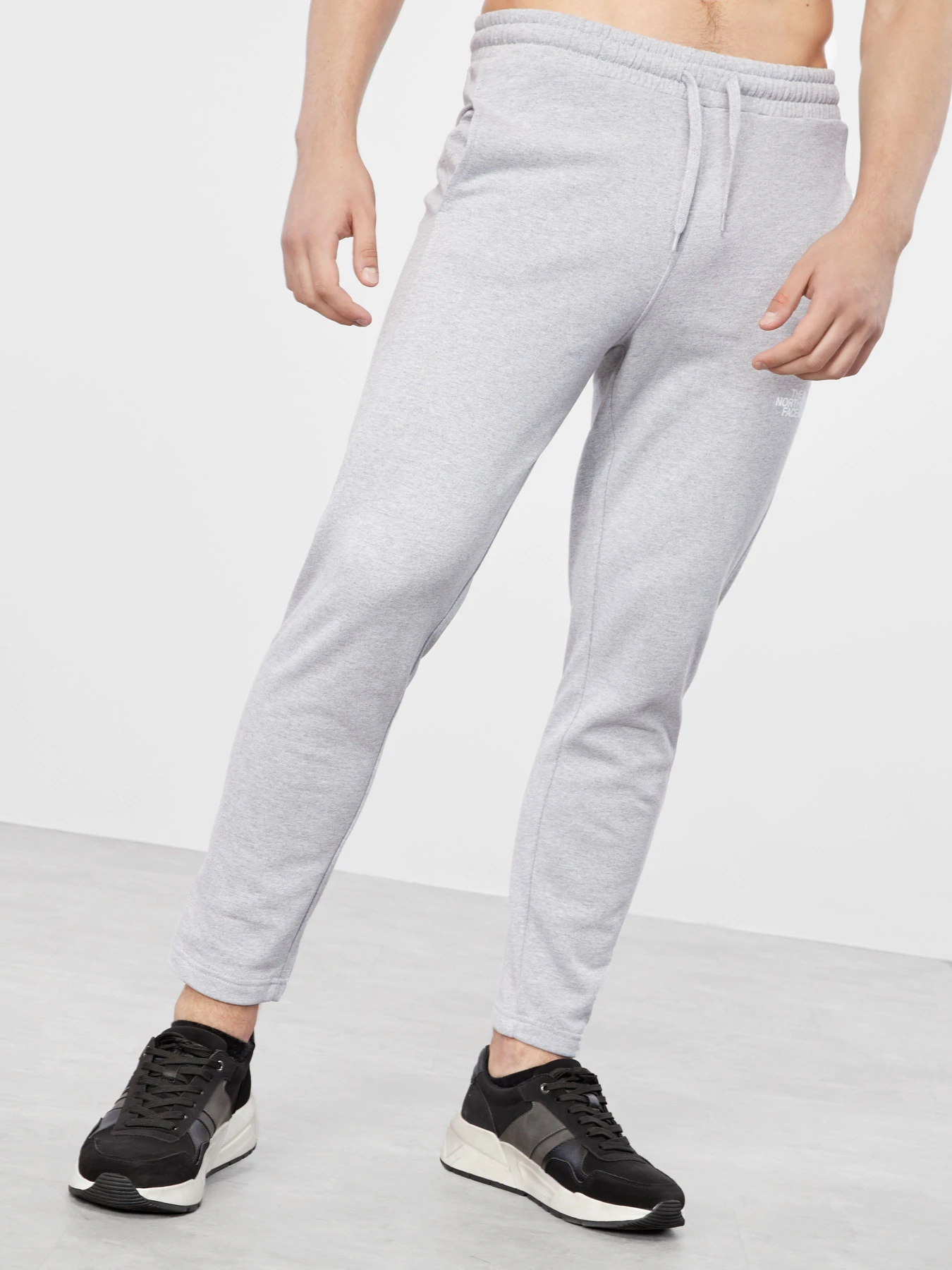 Брюки The North Face Standard модель NF0A4M7LDYX1 Фото