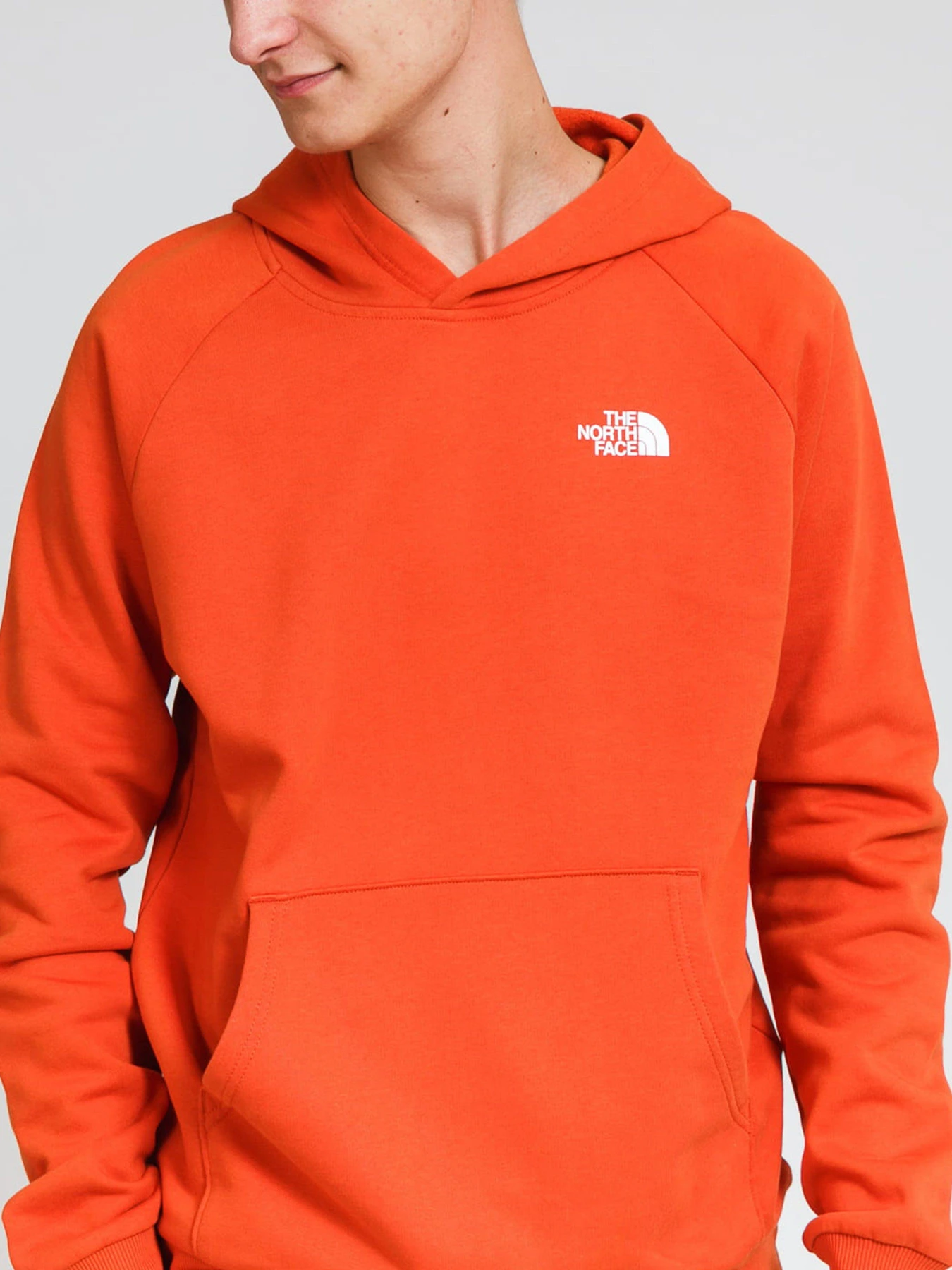 Худи и свитшоты The North Face Raglan Redbox модель NF0A2ZWUEMJ1 Худи и свитшоты The North Face Raglan Redbox модель NF0A2ZWUEMJ1 Фото