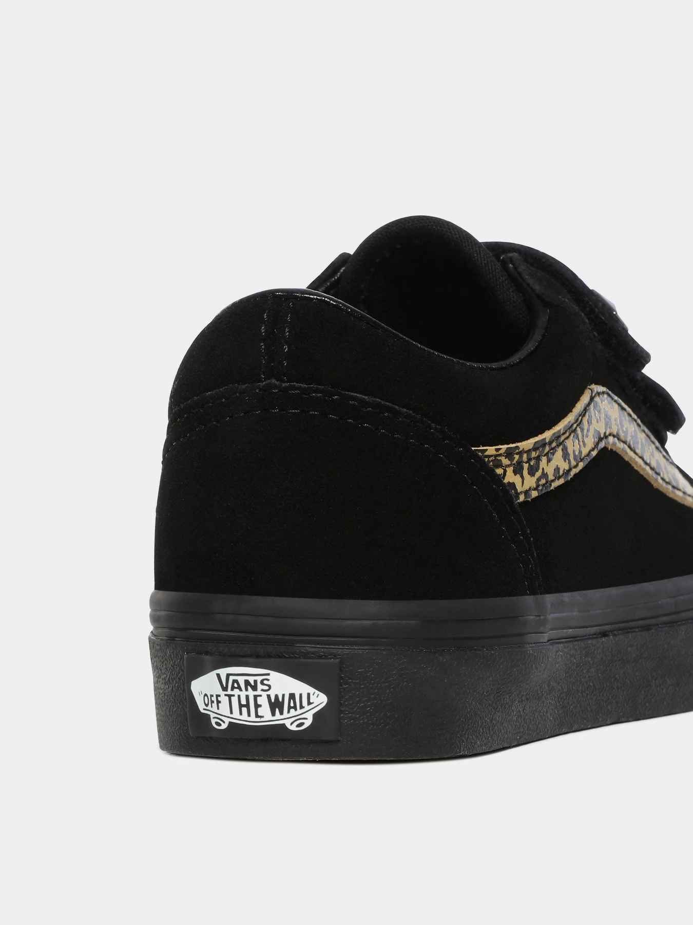 Кеди Vans Suede Stud Old Skool V модель VN0A4BUV0LG1 Фото