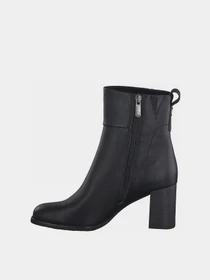 Ботинки и сапоги Marco Tozzi модель 2-2-25380-27 001 BLACK Фото
