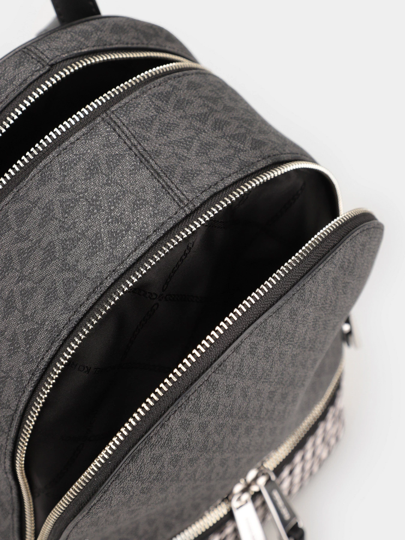 Рюкзаки Michael Kors модель 30F1SEZB2O_012 Рюкзаки Michael Kors модель 30F1SEZB2O_012 Фото