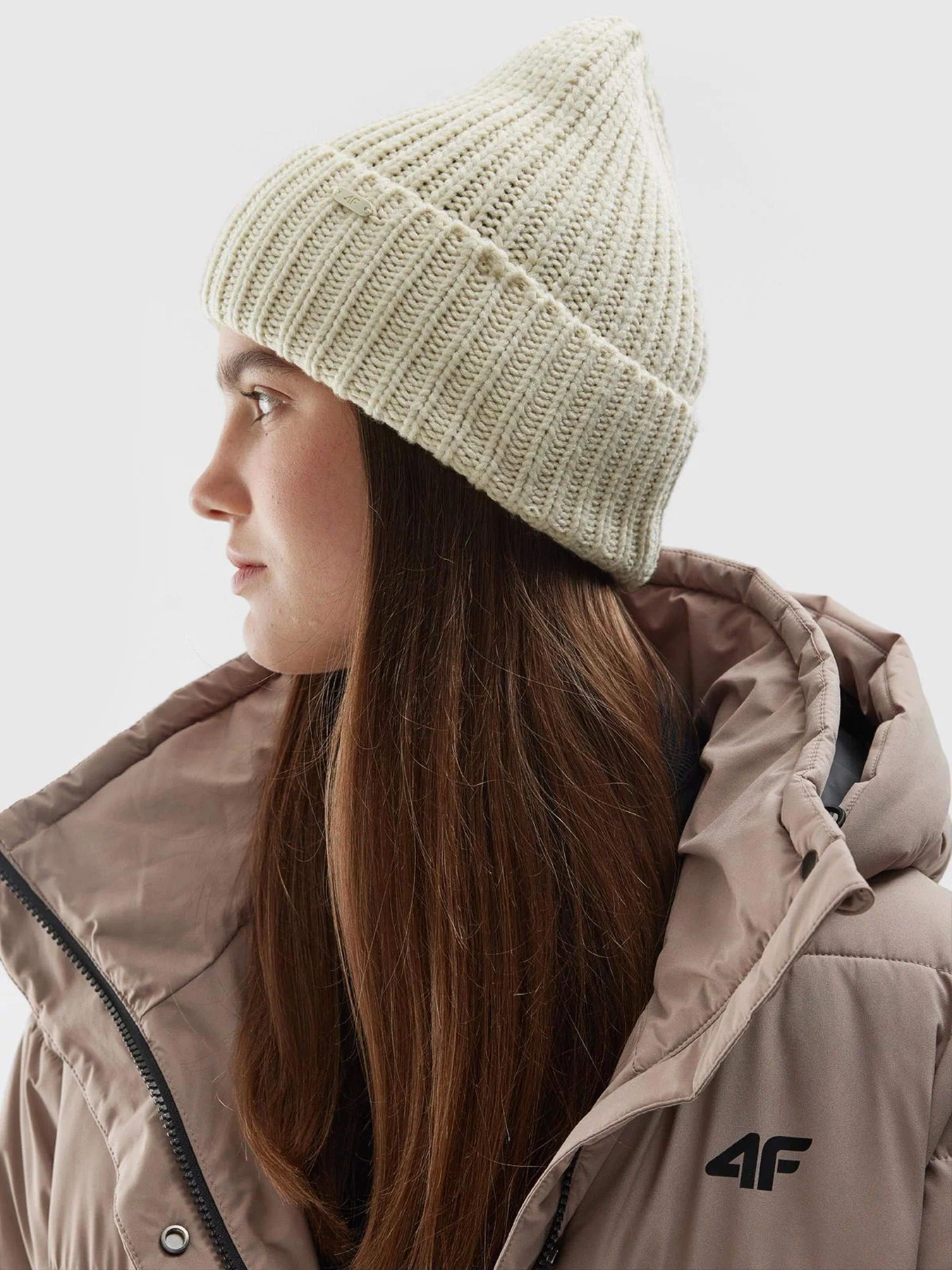 Шапки и кепки 4F Midshop модель 4FAW23ACAPF294-83S Шапки и кепки 4F Midshop модель 4FAW23ACAPF294-83S Фото