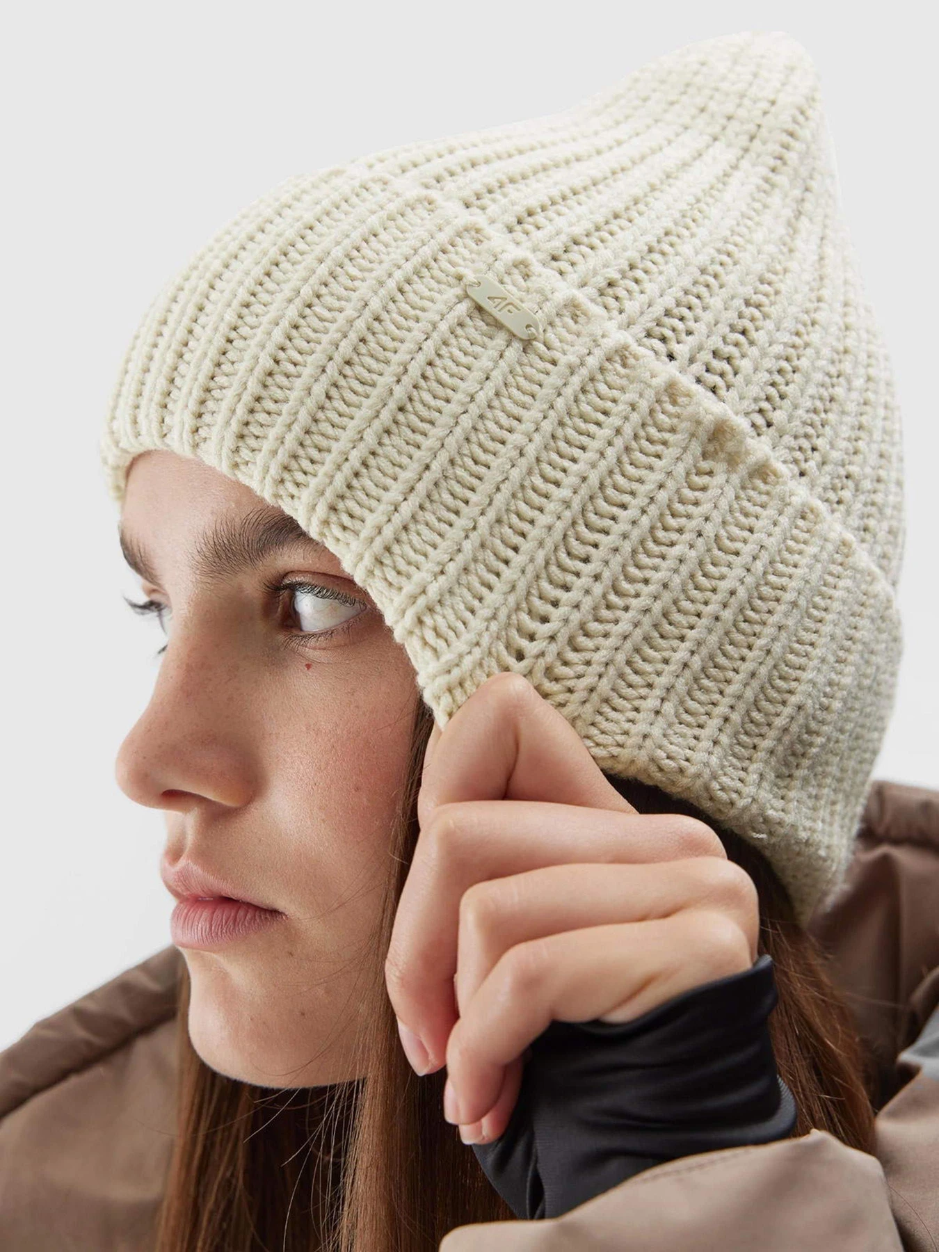 Шапки и кепки 4F Midshop модель 4FAW23ACAPF294-83S Шапки и кепки 4F Midshop модель 4FAW23ACAPF294-83S Фото