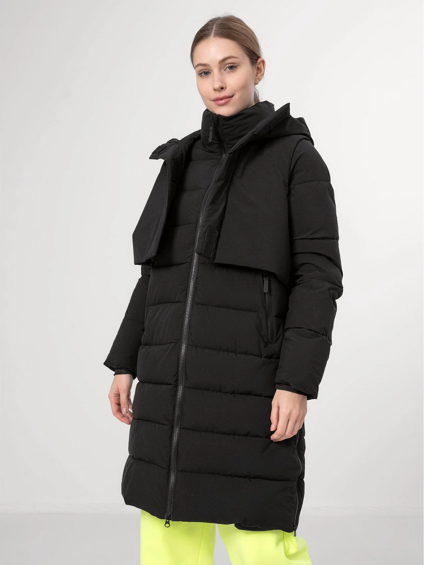 Куртки и дубленки 4F Soft Digitalizm модель H4Z22-KUDP008-20S Куртки и дубленки 4F Soft Digitalizm модель H4Z22-KUDP008-20S Фото