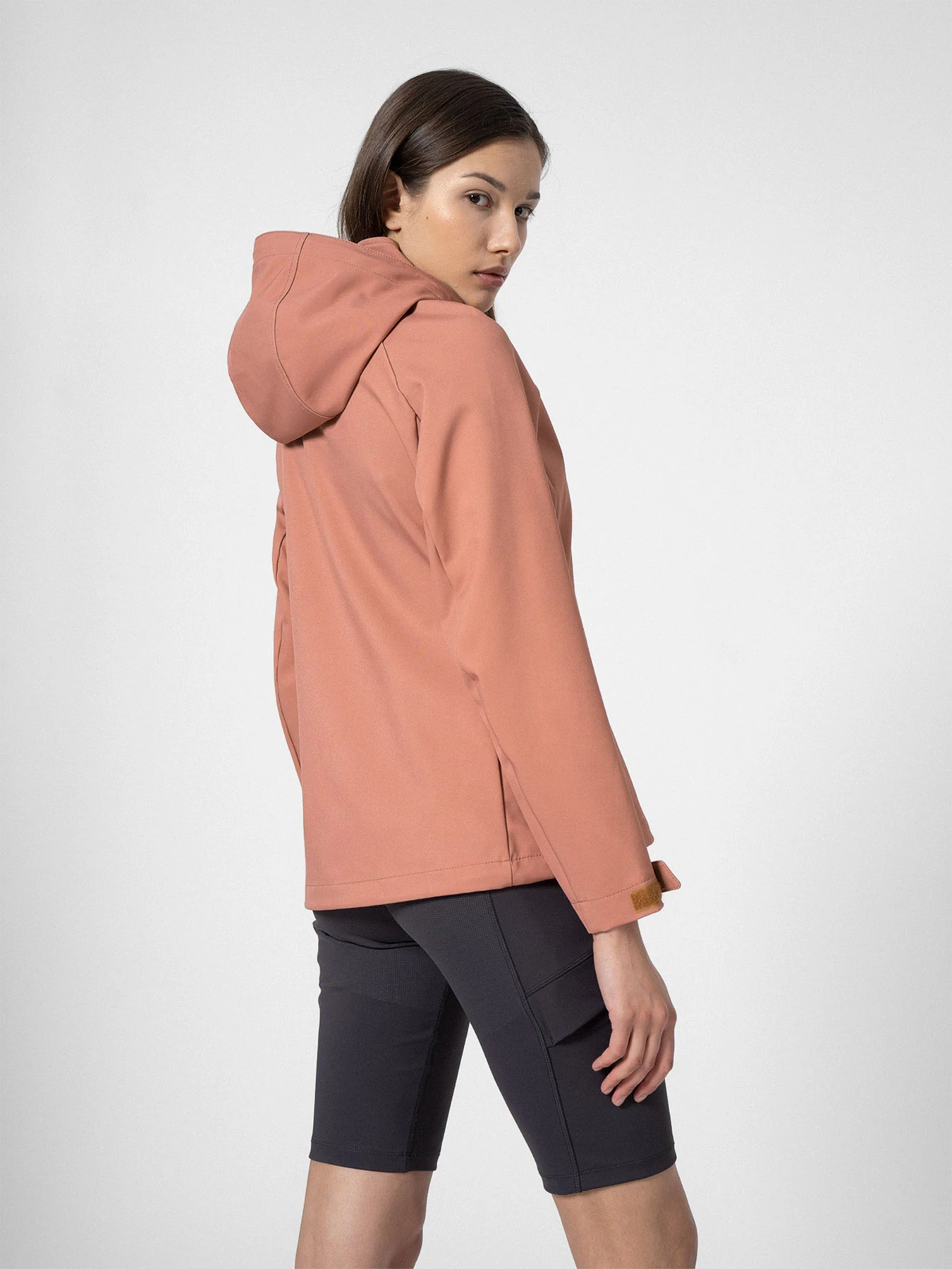 Куртки та дублянки 4F Tech-Wear модель 4FSS23TSOFF046-81S Куртки та дублянки 4F Tech-Wear модель 4FSS23TSOFF046-81S Фото
