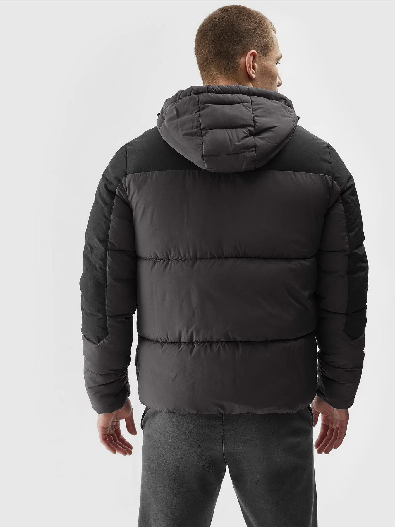 Куртки и дубленки 4F Outerwear модель 4FAW23TDJAM244-22S Фото