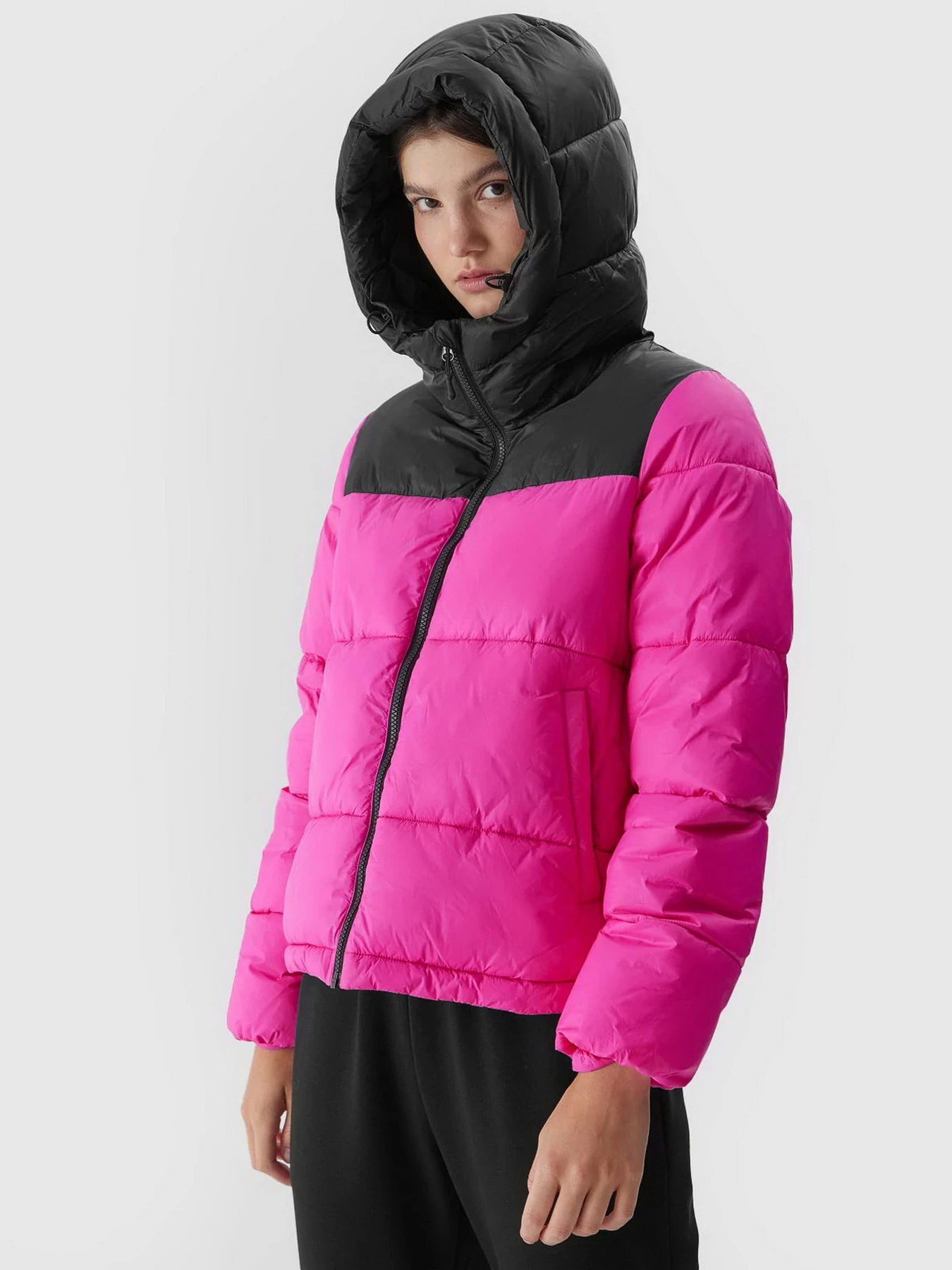 Куртки и дубленки 4F Outerwear модель 4FAW23TDJAF230-55S Куртки и дубленки 4F Outerwear модель 4FAW23TDJAF230-55S Фото