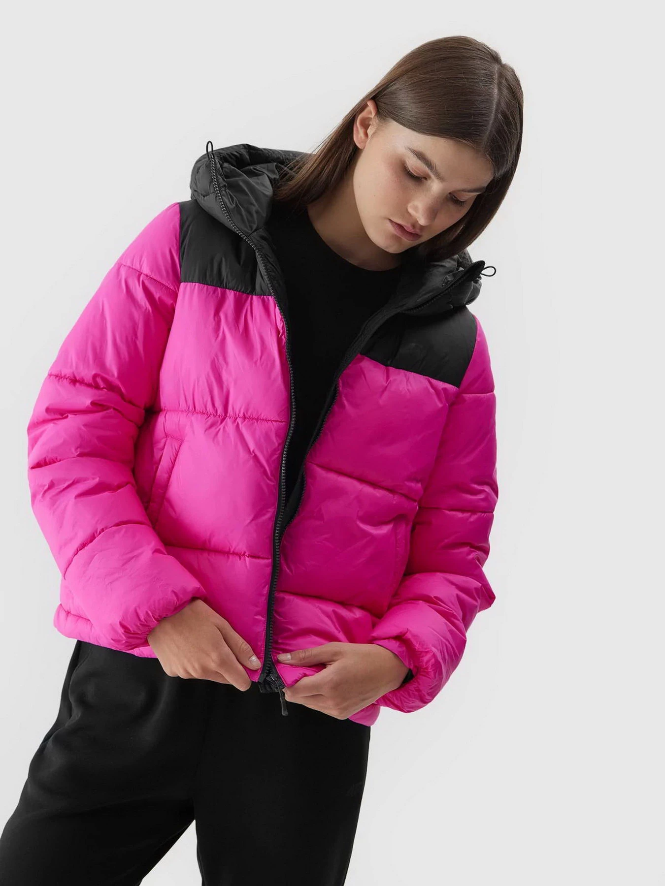 Куртки и дубленки 4F Outerwear модель 4FAW23TDJAF230-55S Куртки и дубленки 4F Outerwear модель 4FAW23TDJAF230-55S Фото