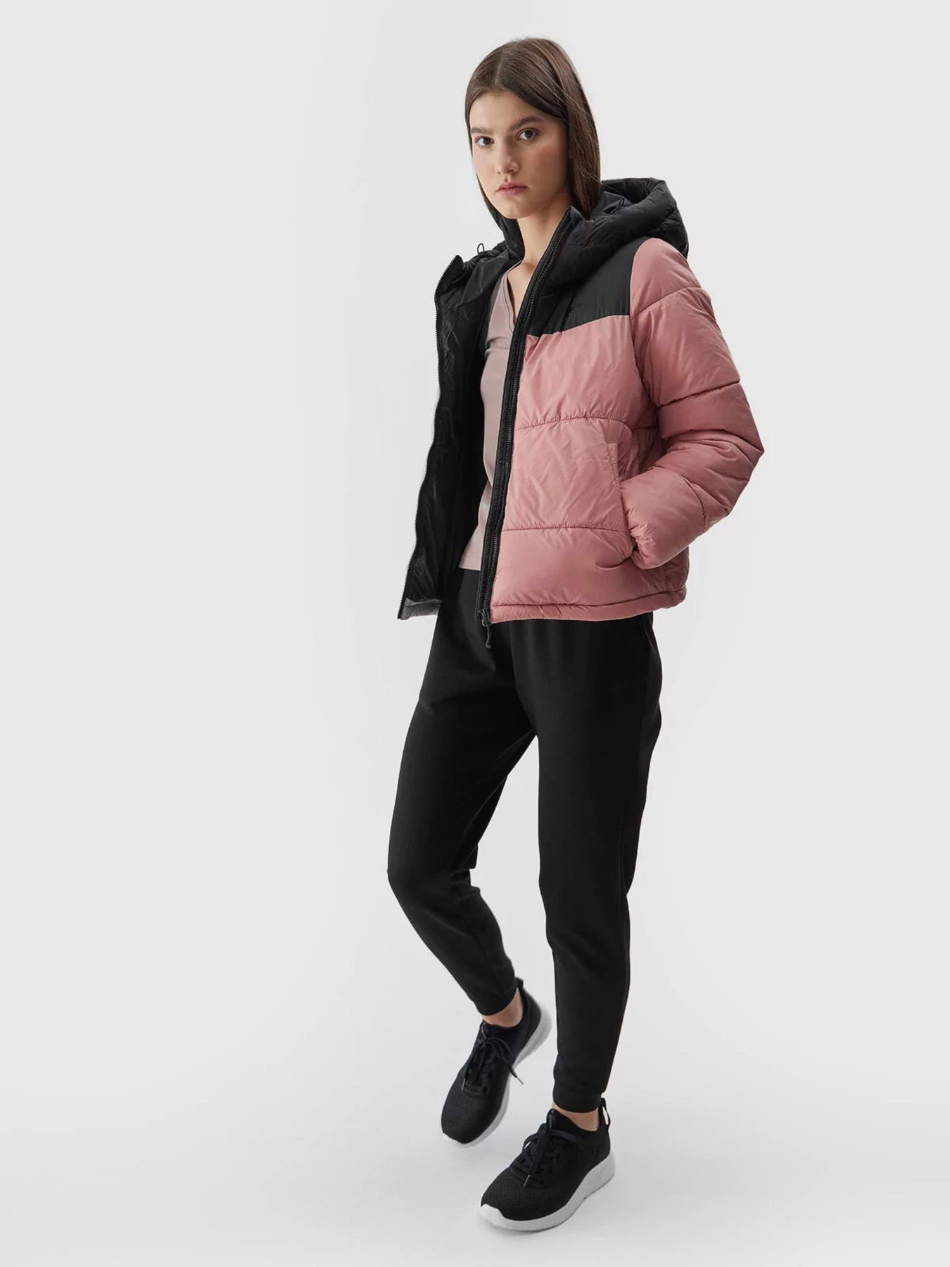 Куртки и дубленки 4F Outerwear модель 4FAW23TDJAF230-64S Куртки и дубленки 4F Outerwear модель 4FAW23TDJAF230-64S Фото