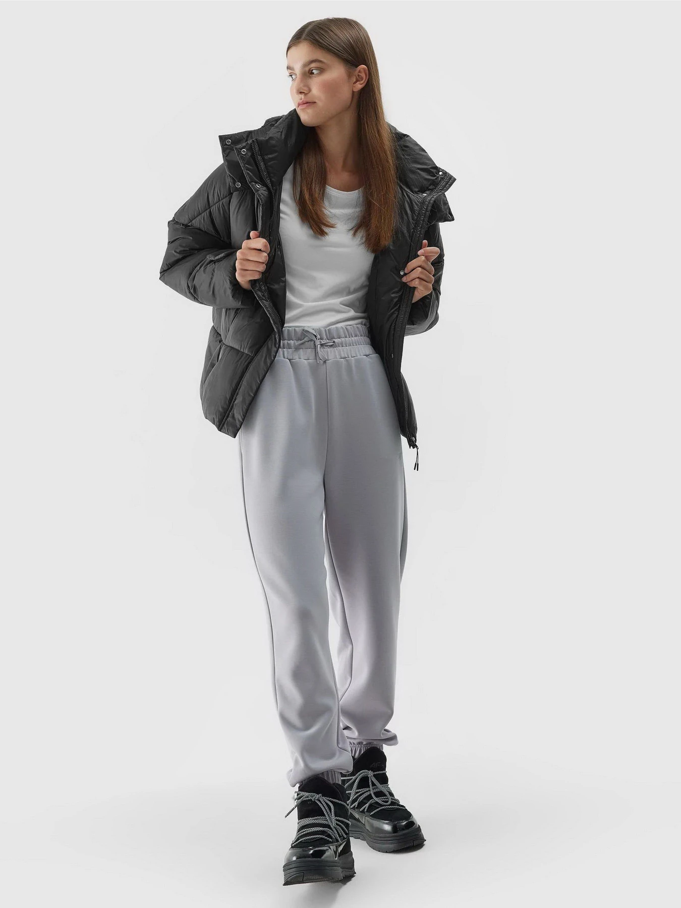 Куртки и дубленки 4F Midshop модель 4FAW23TDJAF231-20S Куртки и дубленки 4F Midshop модель 4FAW23TDJAF231-20S Фото