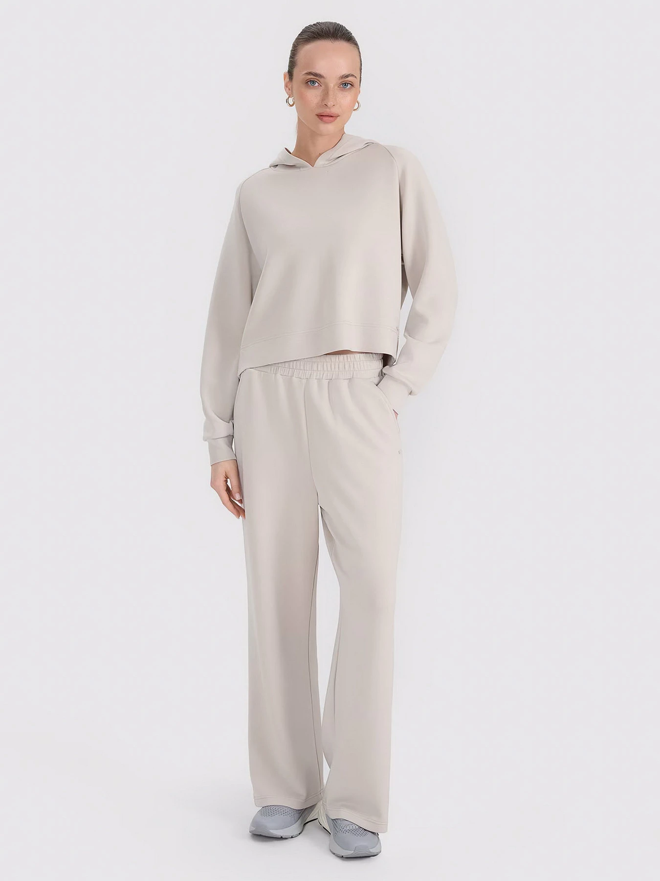 Худі та світшоти 4F F1562 модель 4FWSS25TSWSF1562-83S Худі та світшоти 4F F1562 модель 4FWSS25TSWSF1562-83S Фото