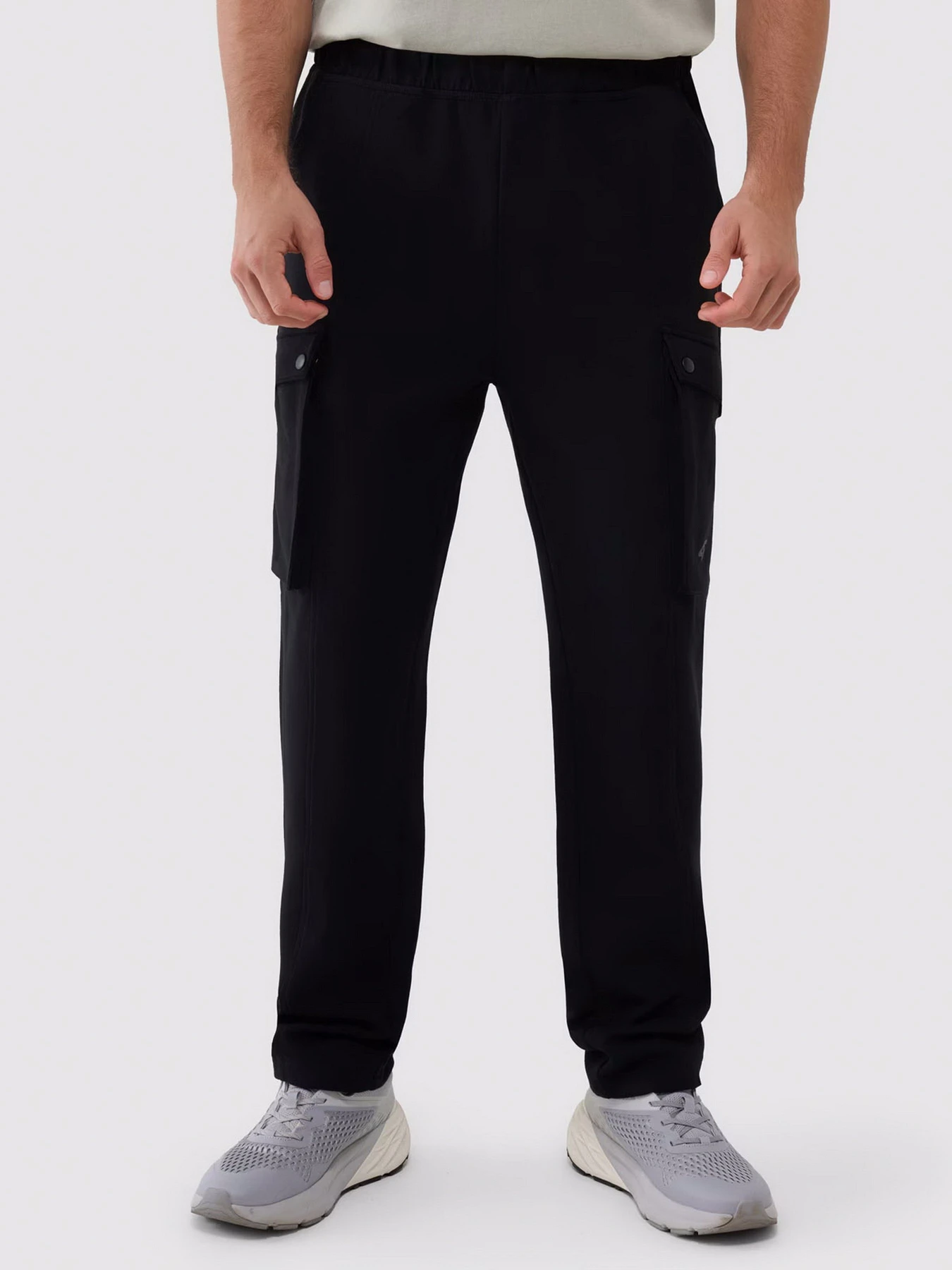 Брюки 4F M0990 модель 4FWSS25TTROM0990-20S Брюки 4F M0990 модель 4FWSS25TTROM0990-20S Фото
