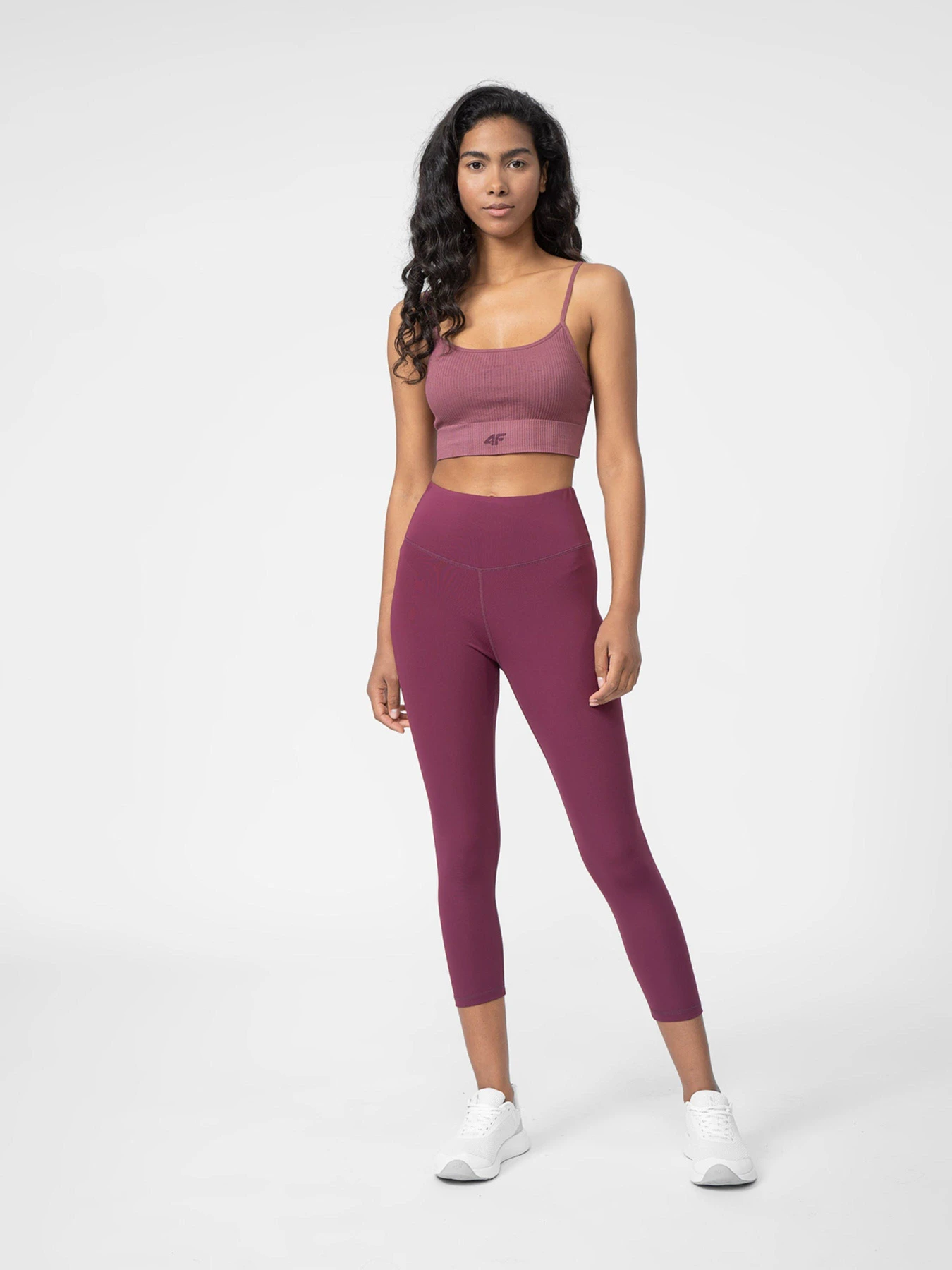 Штани 4F Basic+ модель 4FSS23TFTIF122-60S Штани 4F Basic+ модель 4FSS23TFTIF122-60S Фото