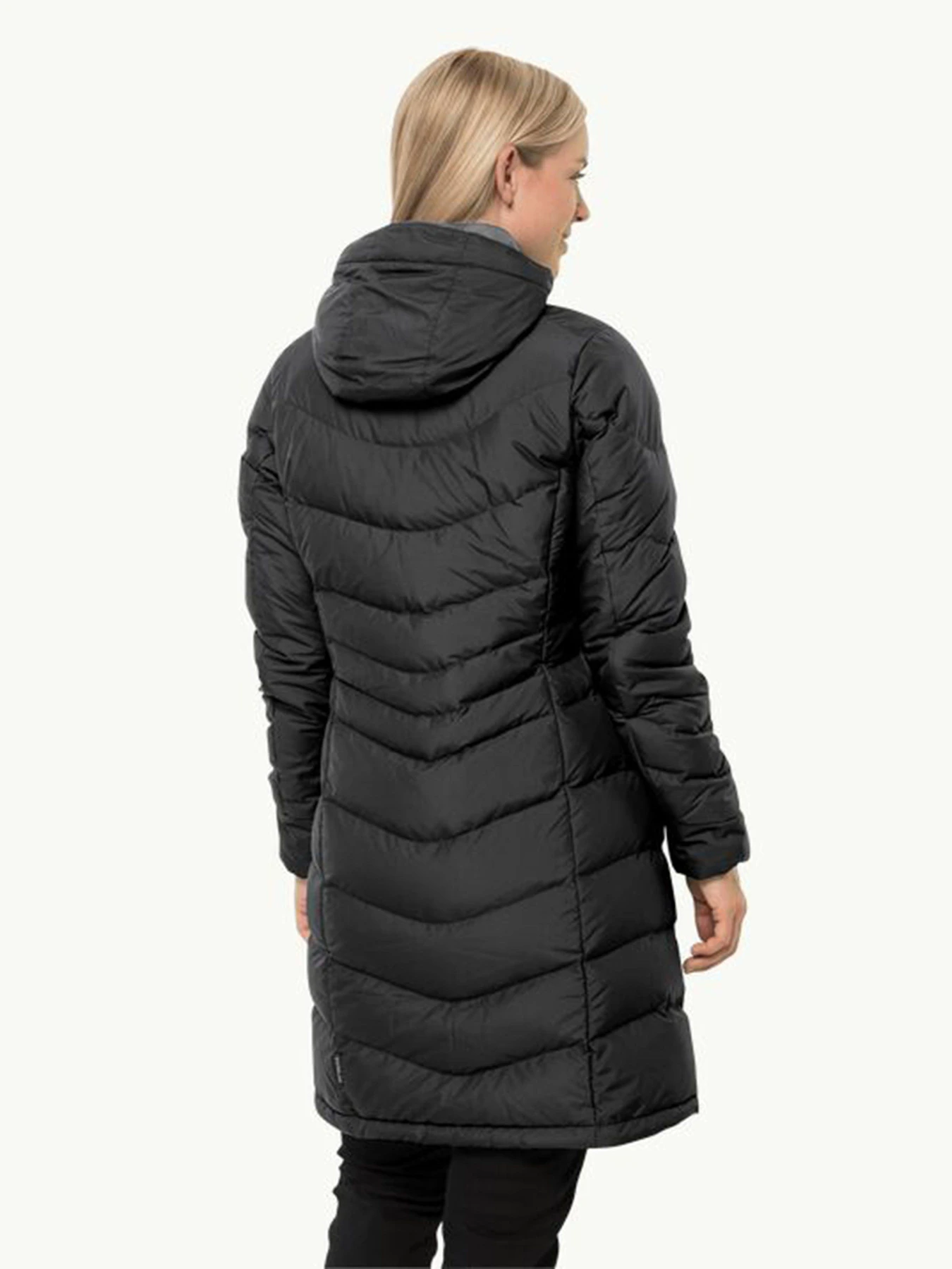 Пальто и плащи Jack Wolfskin модель 1202081_6000_002 Пальто и плащи Jack Wolfskin модель 1202081_6000_002 Фото
