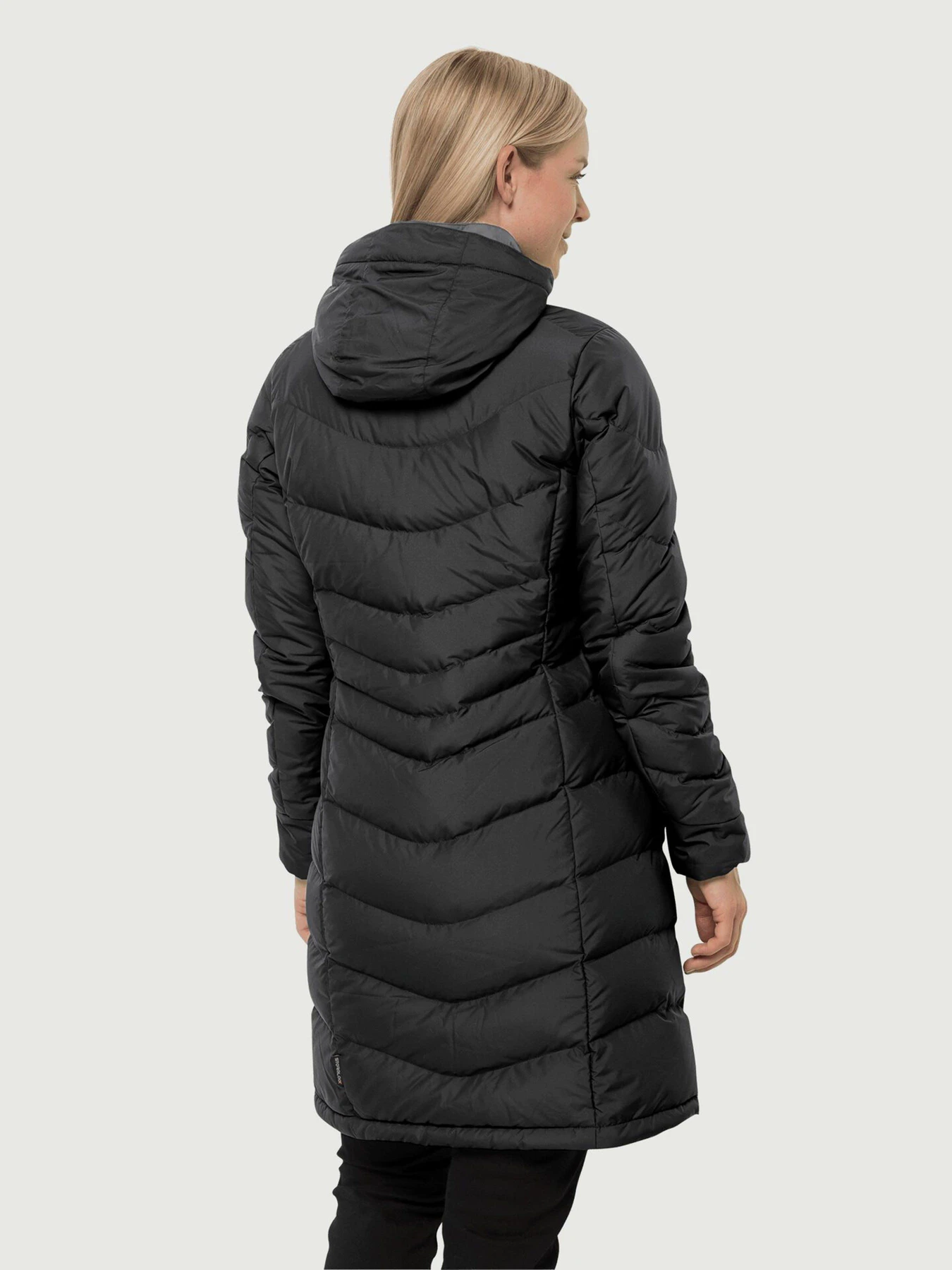 Пальто и плащи Jack Wolfskin модель 1202081_6000_005 Пальто и плащи Jack Wolfskin модель 1202081_6000_005 Фото