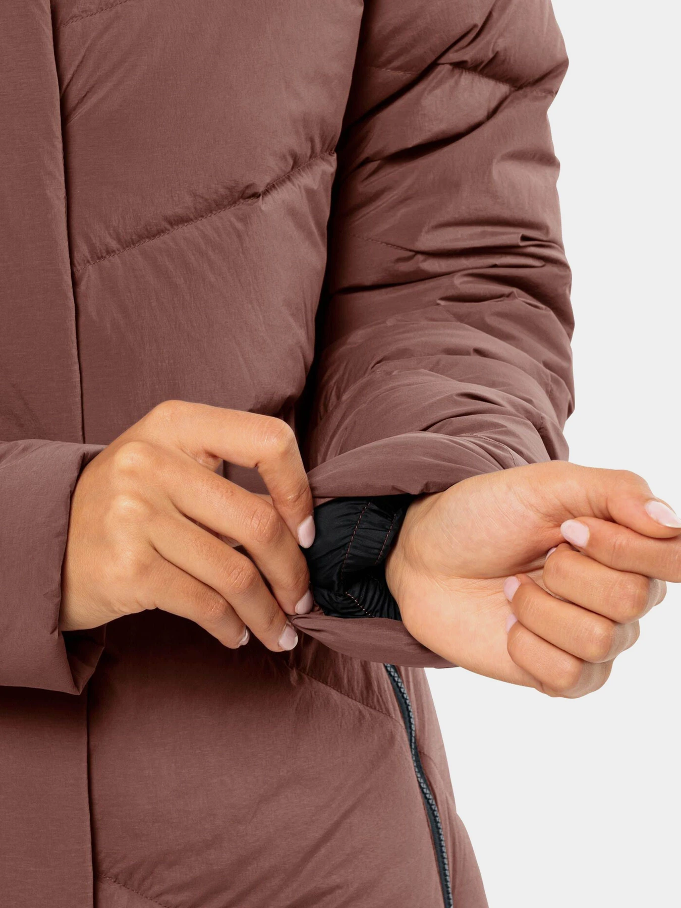 Куртки и дубленки Jack Wolfskin Marienplatz модель 1206971_5165 Фото