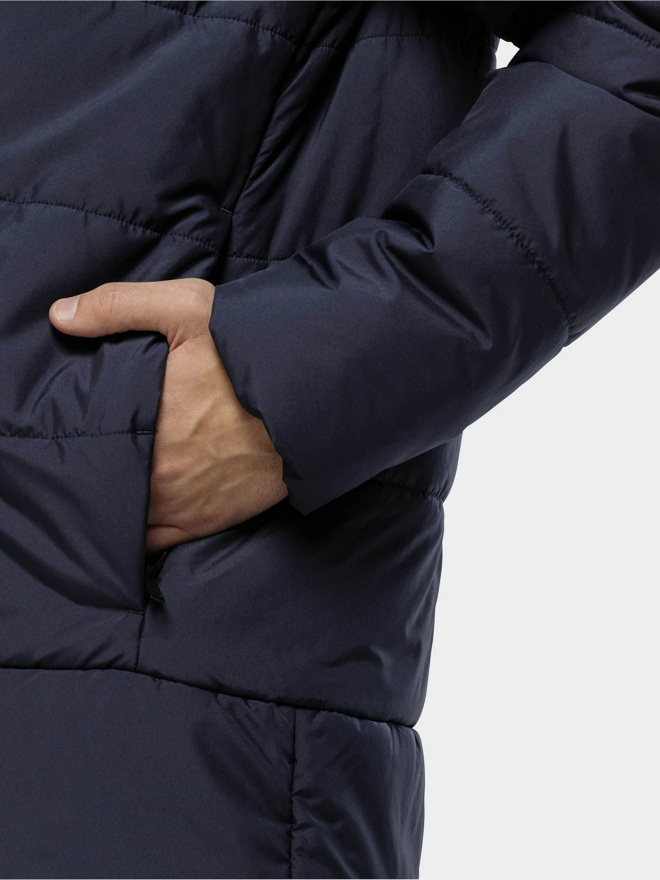 Куртки и дубленки Jack Wolfskin Deutzer модель 1207451_1010 Куртки и дубленки Jack Wolfskin Deutzer модель 1207451_1010 Фото
