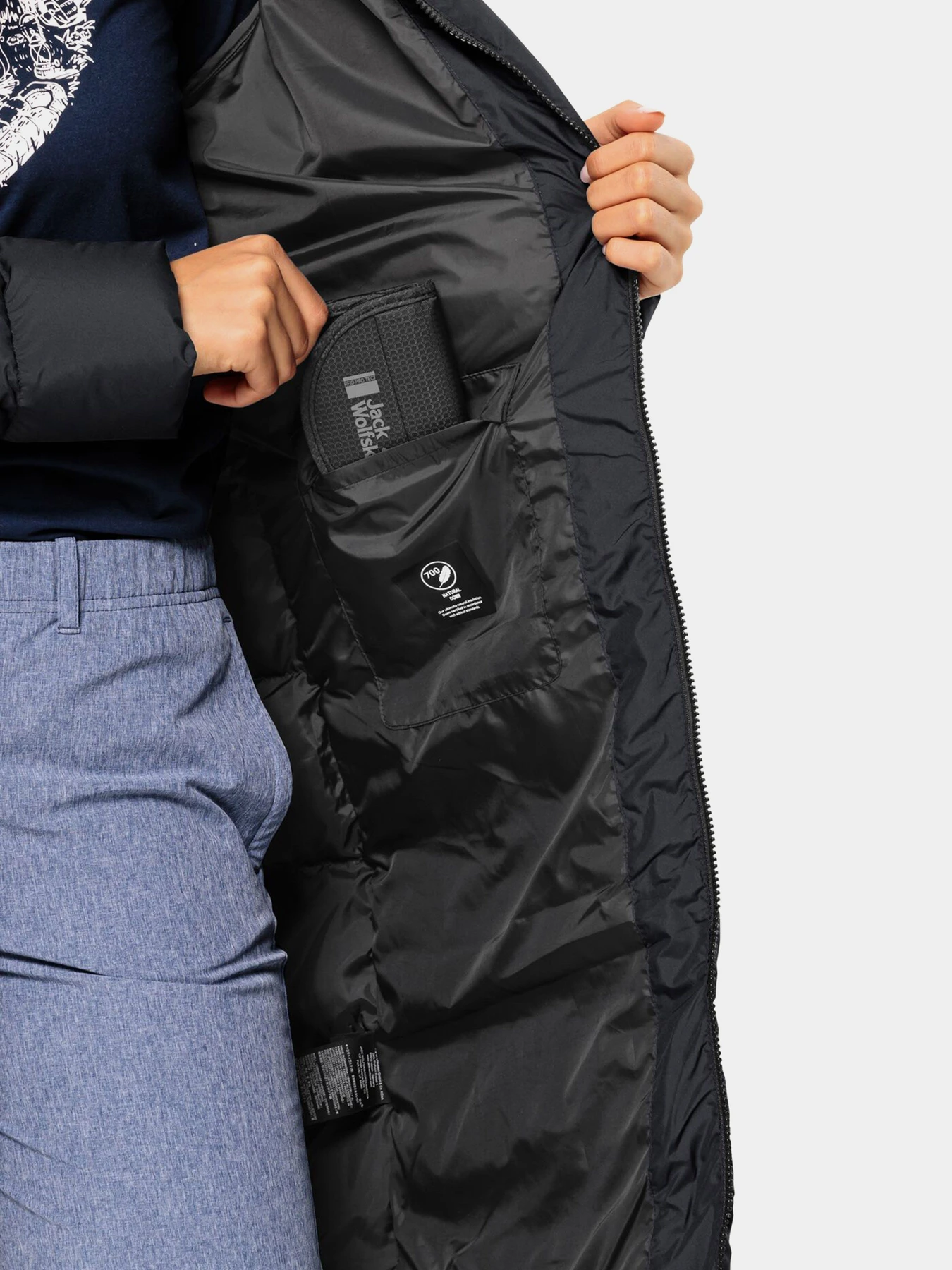 Куртки та дублянки Jack Wolfskin Frozen Palace модель 1204133_6000 Куртки та дублянки Jack Wolfskin Frozen Palace модель 1204133_6000 Фото