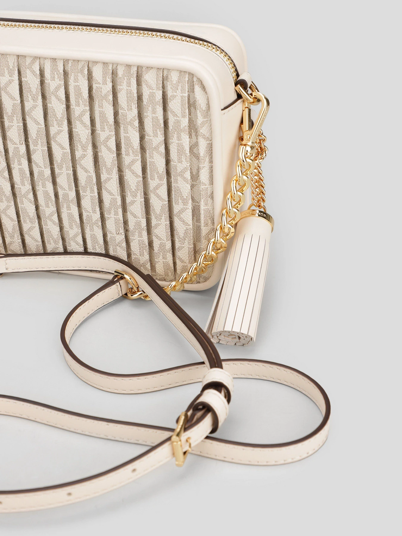 Сумки Michael Kors модель 32F1GT9M2V_132 Сумки Michael Kors модель 32F1GT9M2V_132 Фото