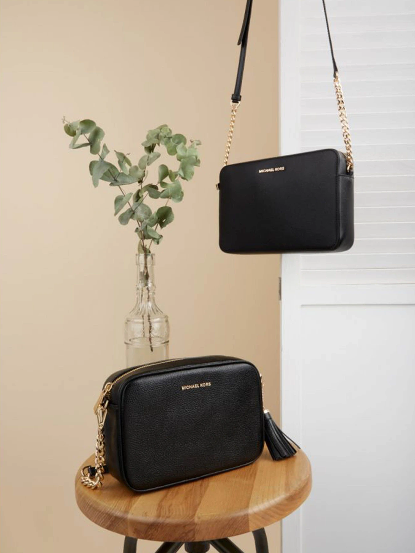 Сумки Michael Kors модель 32F7SGNM8L_001 Фото