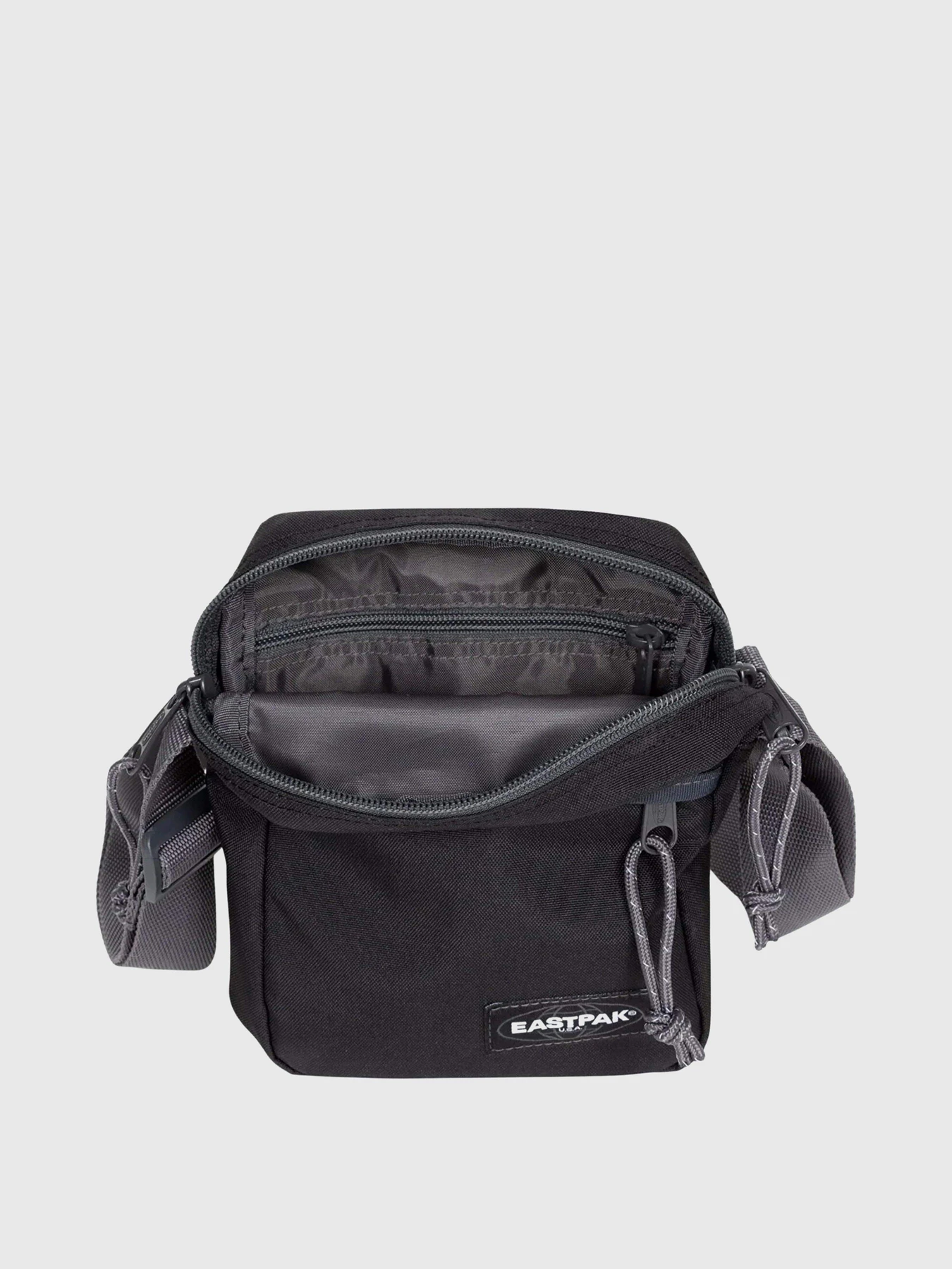 Сумки EastPak модель EK0000451E31 Сумки EastPak модель EK0000451E31 Фото