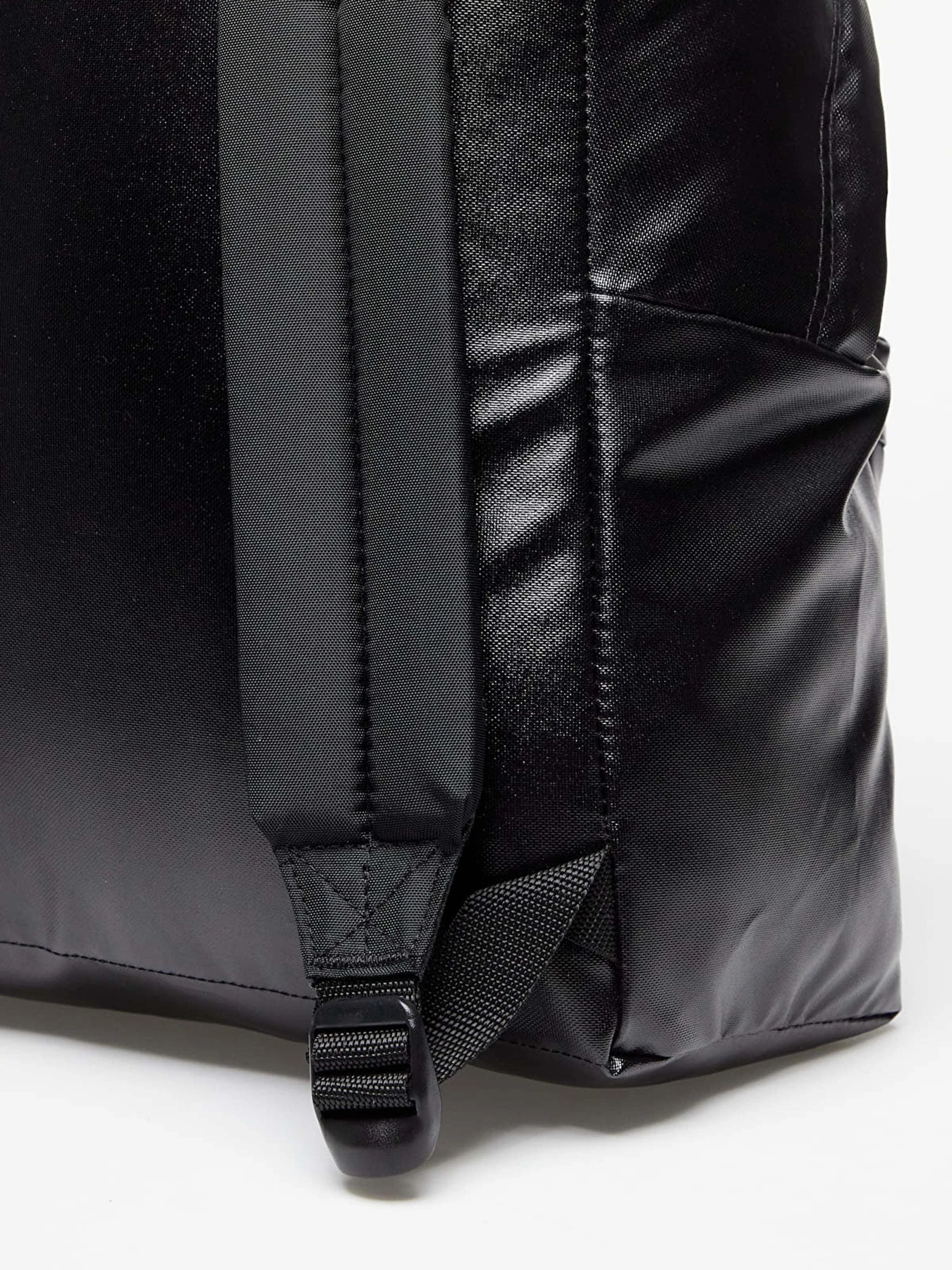 Рюкзаки EastPak модель EK0006209J71 Рюкзаки EastPak модель EK0006209J71 Фото