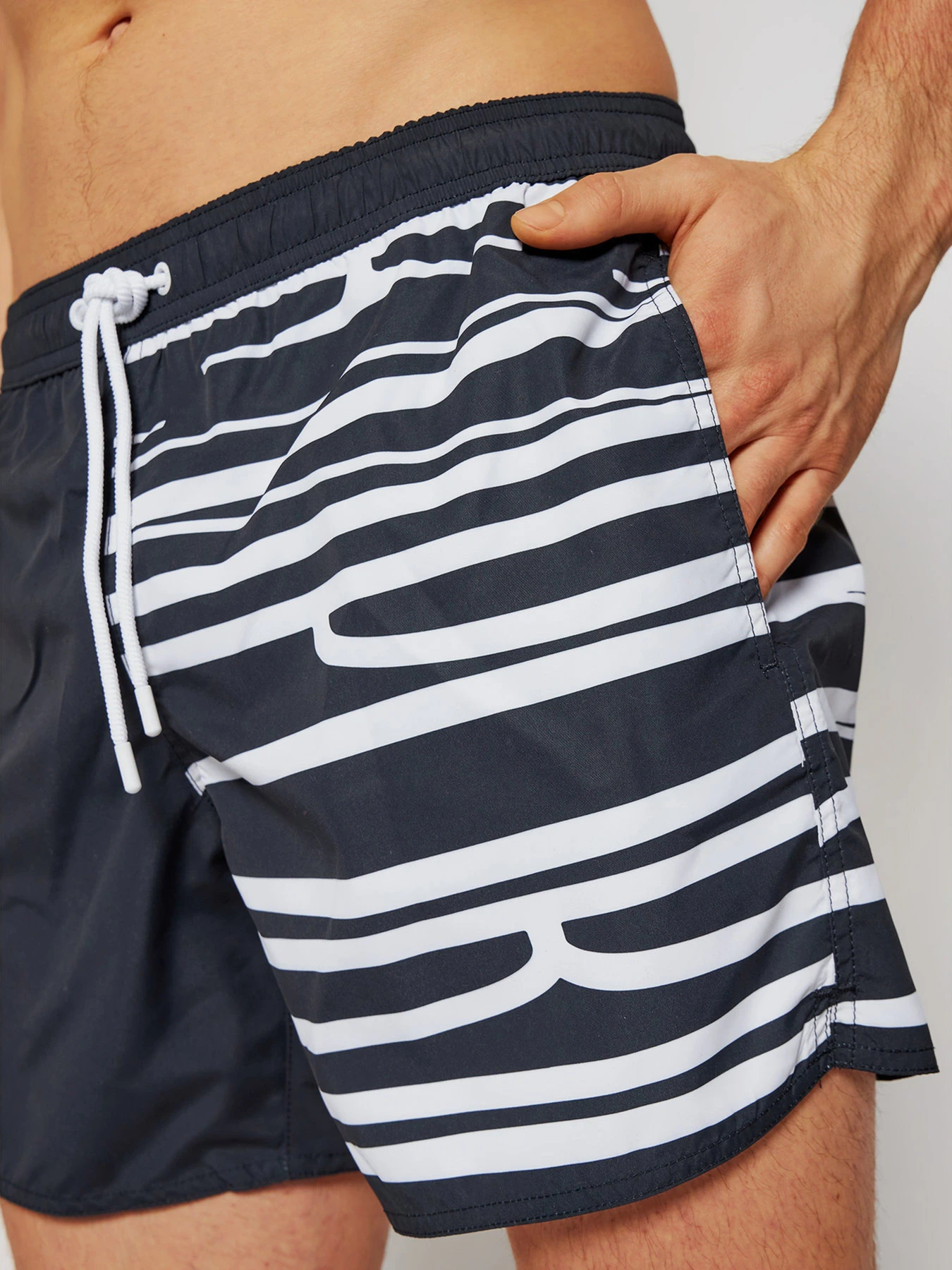 Одежда для пляжа Emporio Armani модель 211740-1P424-92220 Одежда для пляжа Emporio Armani модель 211740-1P424-92220 Фото