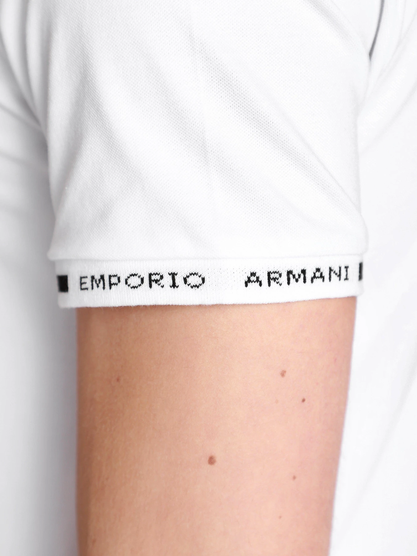 Футболки и поло Emporio Armani модель 3K1FA4-1JPTZ-0176 Фото