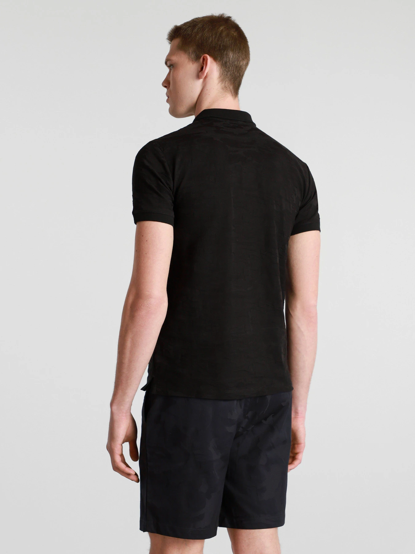 Футболки и поло Emporio Armani модель 3K1FA9-1JVPZ-F036 Футболки и поло Emporio Armani модель 3K1FA9-1JVPZ-F036 Фото