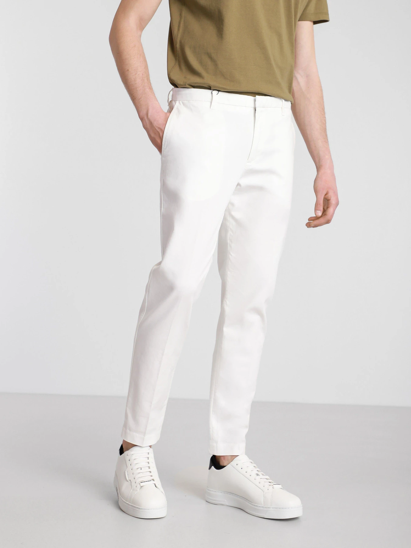 Брюки Emporio Armani модель 3K1PAD-1NWYZ-0101 Брюки Emporio Armani модель 3K1PAD-1NWYZ-0101 Фото