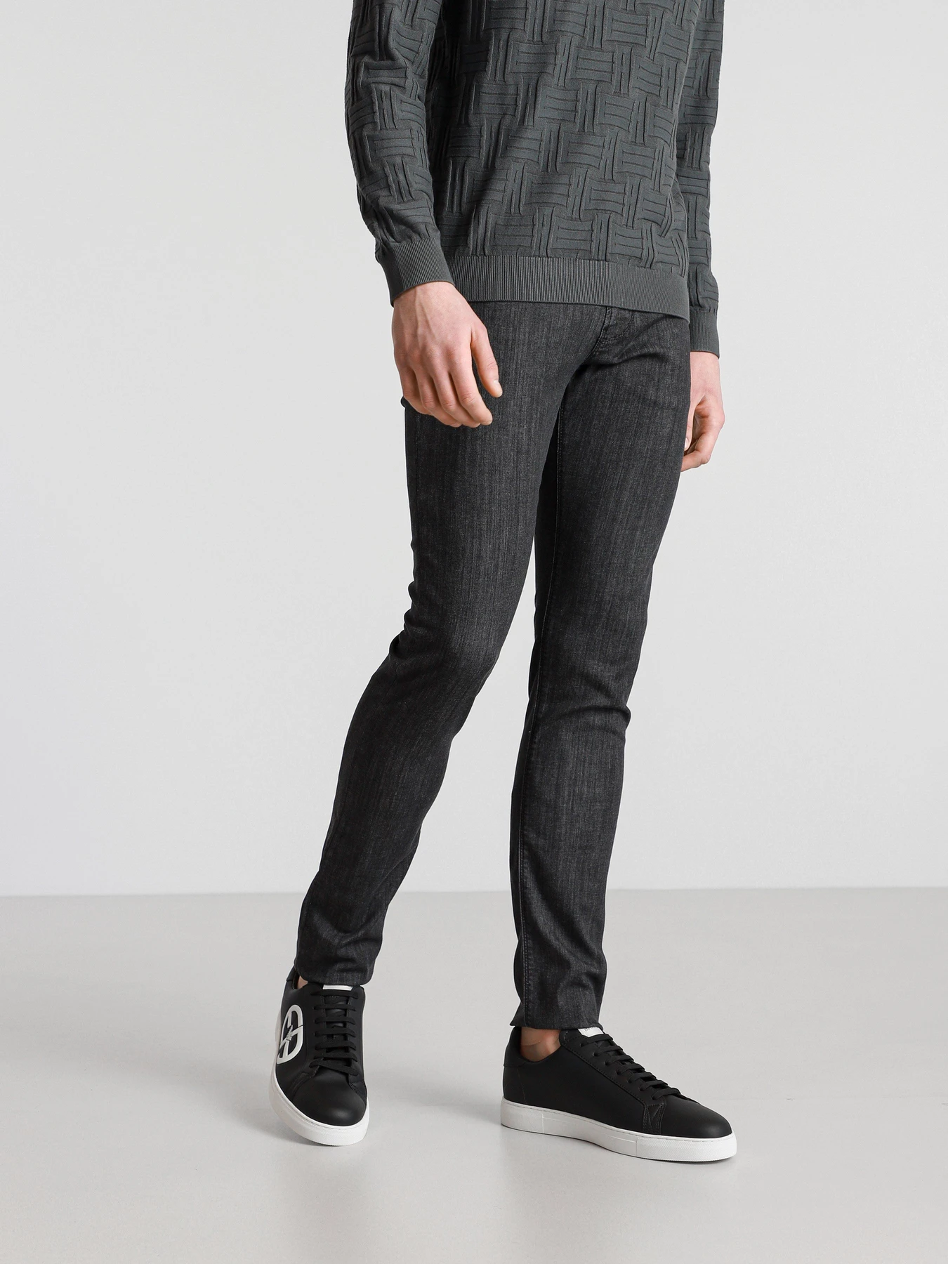 Джинсы Emporio Armani Slim модель 3K1J06-1D5PZ-0006 Джинсы Emporio Armani Slim модель 3K1J06-1D5PZ-0006 Фото