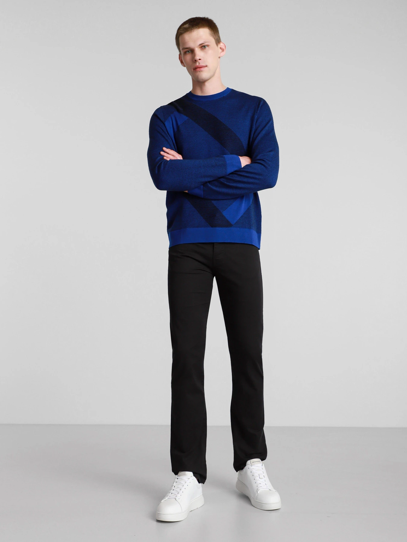 Джинсы Emporio Armani Straight модель 8N1J21-1N0LZ-0999 Джинсы Emporio Armani Straight модель 8N1J21-1N0LZ-0999 Фото