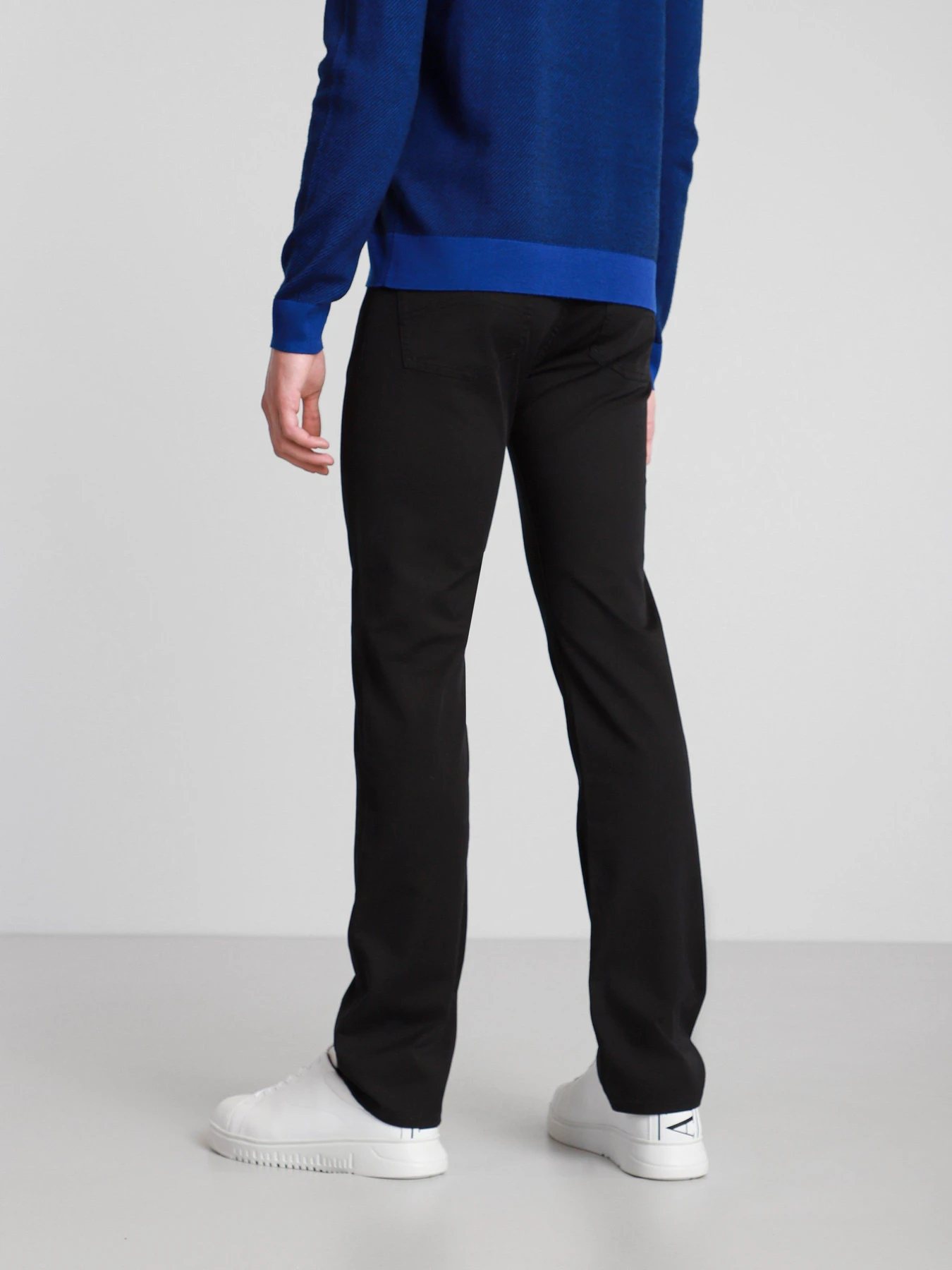 Джинсы Emporio Armani Straight модель 8N1J21-1N0LZ-0999 Джинсы Emporio Armani Straight модель 8N1J21-1N0LZ-0999 Фото