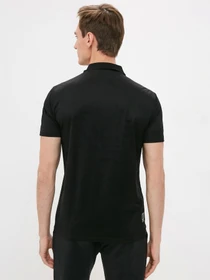 Футболки и поло Emporio Armani модель 3K1FC1-1JUVZ-0999 Фото