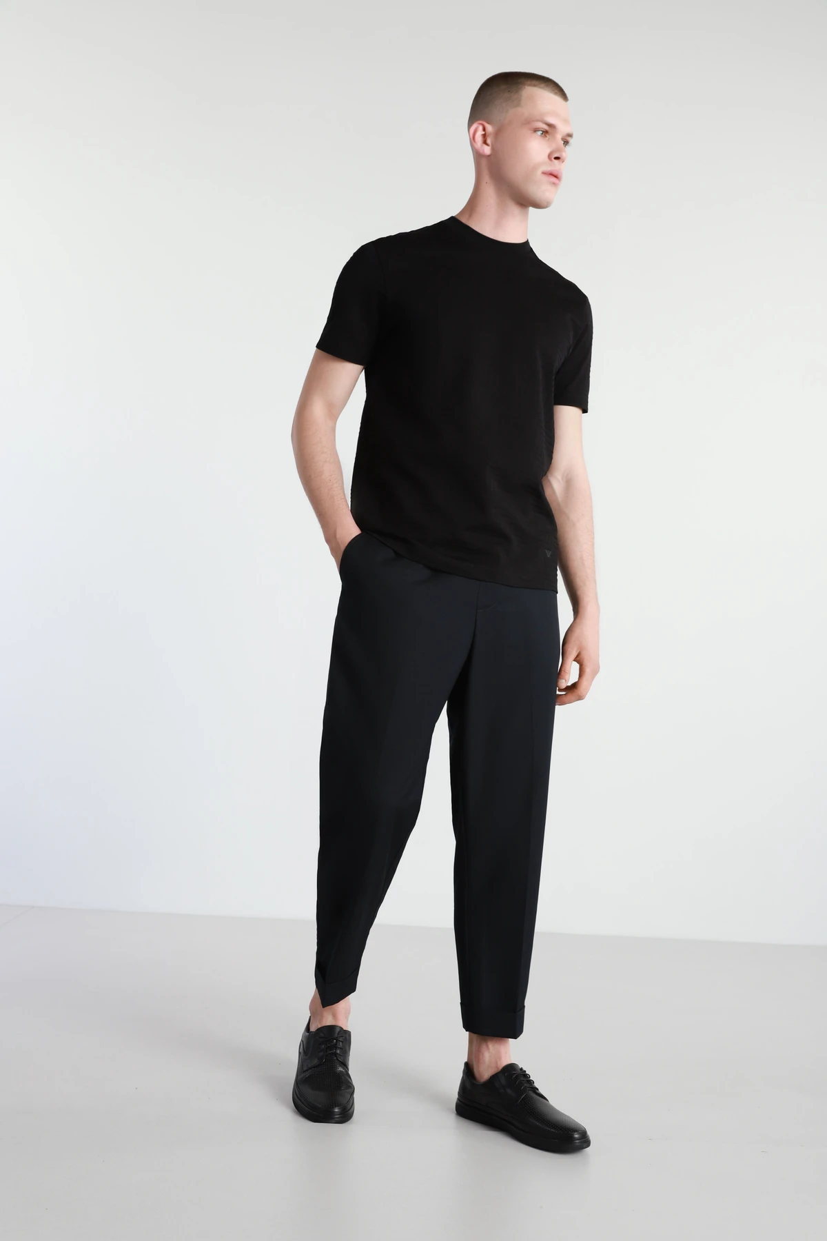 Брюки Emporio Armani модель 3K1PL3-1NVNZ-0920 Фото