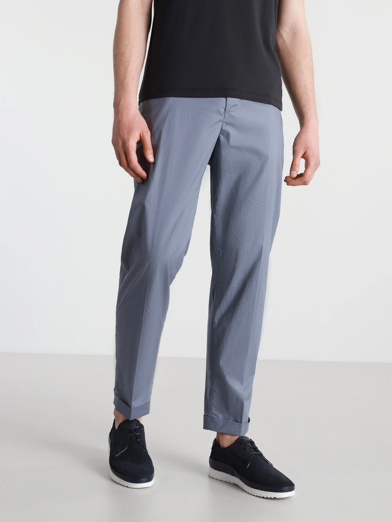 Брюки Emporio Armani модель 3K1PN6-1NWWZ-0668 Фото