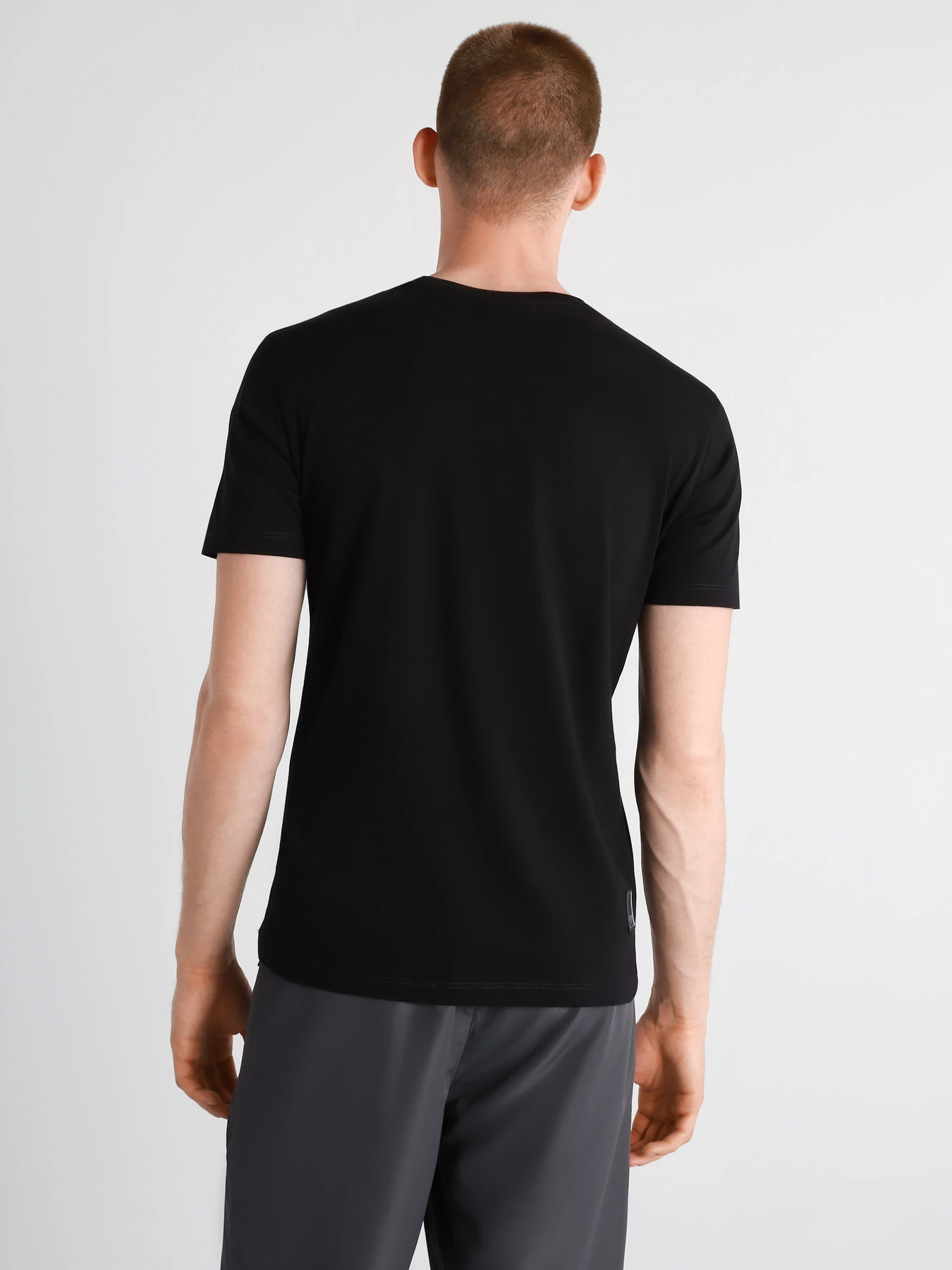 Футболки и поло Emporio Armani модель 3K1TAT-1JSHZ-0920 Фото