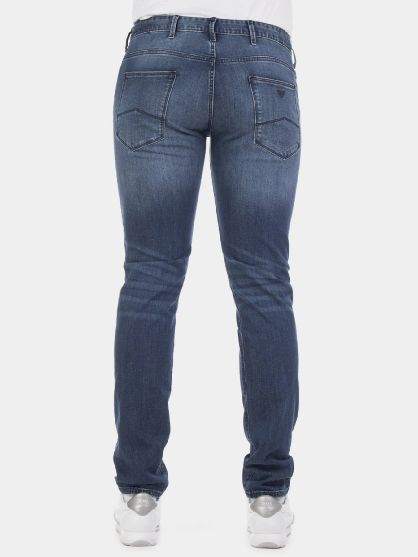 Джинсы Emporio Armani Slim модель 8N1J06-1F19Z-0942 Джинсы Emporio Armani Slim модель 8N1J06-1F19Z-0942 Фото