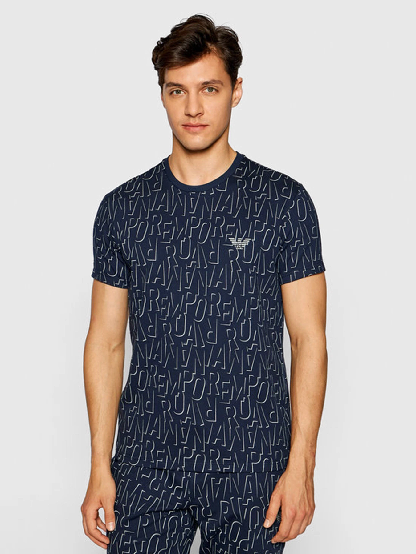 Футболки и поло Emporio Armani модель 110853-1P566-00135 Футболки и поло Emporio Armani модель 110853-1P566-00135 Фото