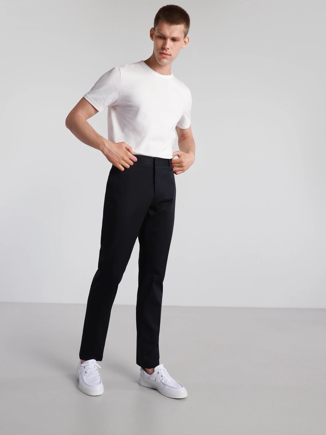 Брюки Emporio Armani модель 8N1P15-1NJ7Z-0920 Фото