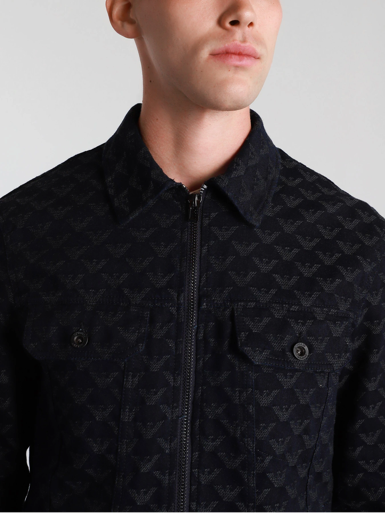 Куртки та дублянки Emporio Armani модель 3K1B89-1DY6Z-F905 Куртки та дублянки Emporio Armani модель 3K1B89-1DY6Z-F905 Фото