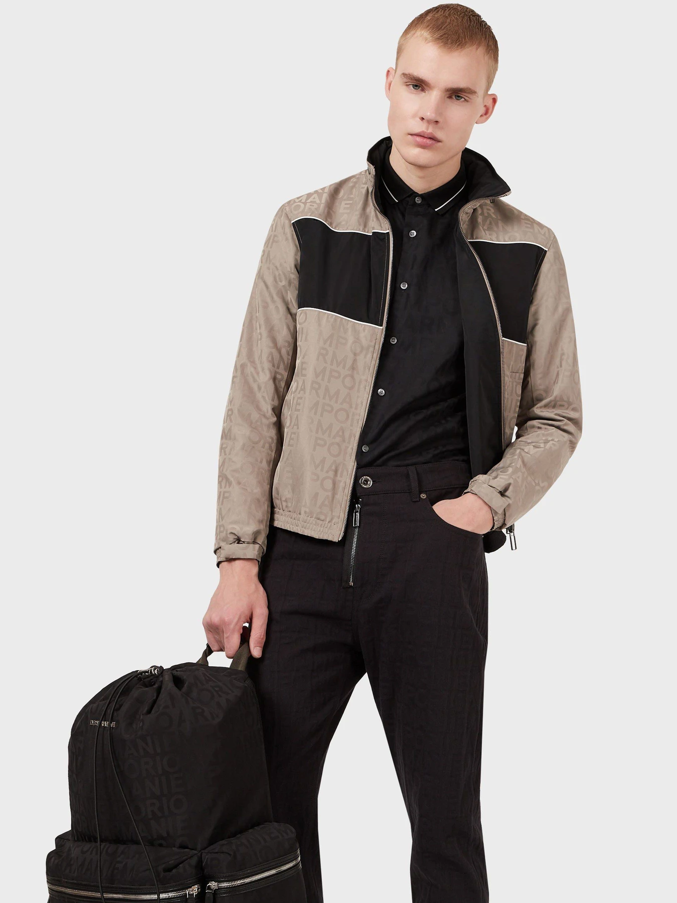 Рубашки Emporio Armani модель 6K1CD2-1NI5Z-F048 Рубашки Emporio Armani модель 6K1CD2-1NI5Z-F048 Фото