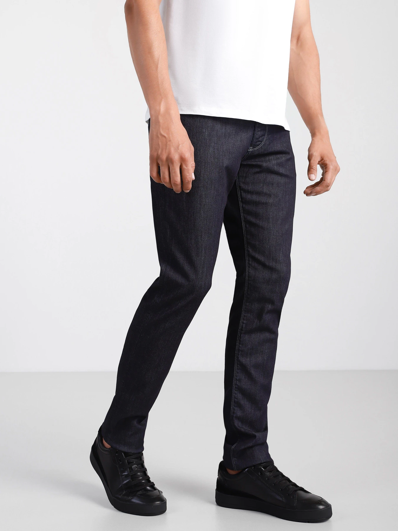 Джинсы Emporio Armani Slim модель 8N1J06-1D85Z-0941 Фото