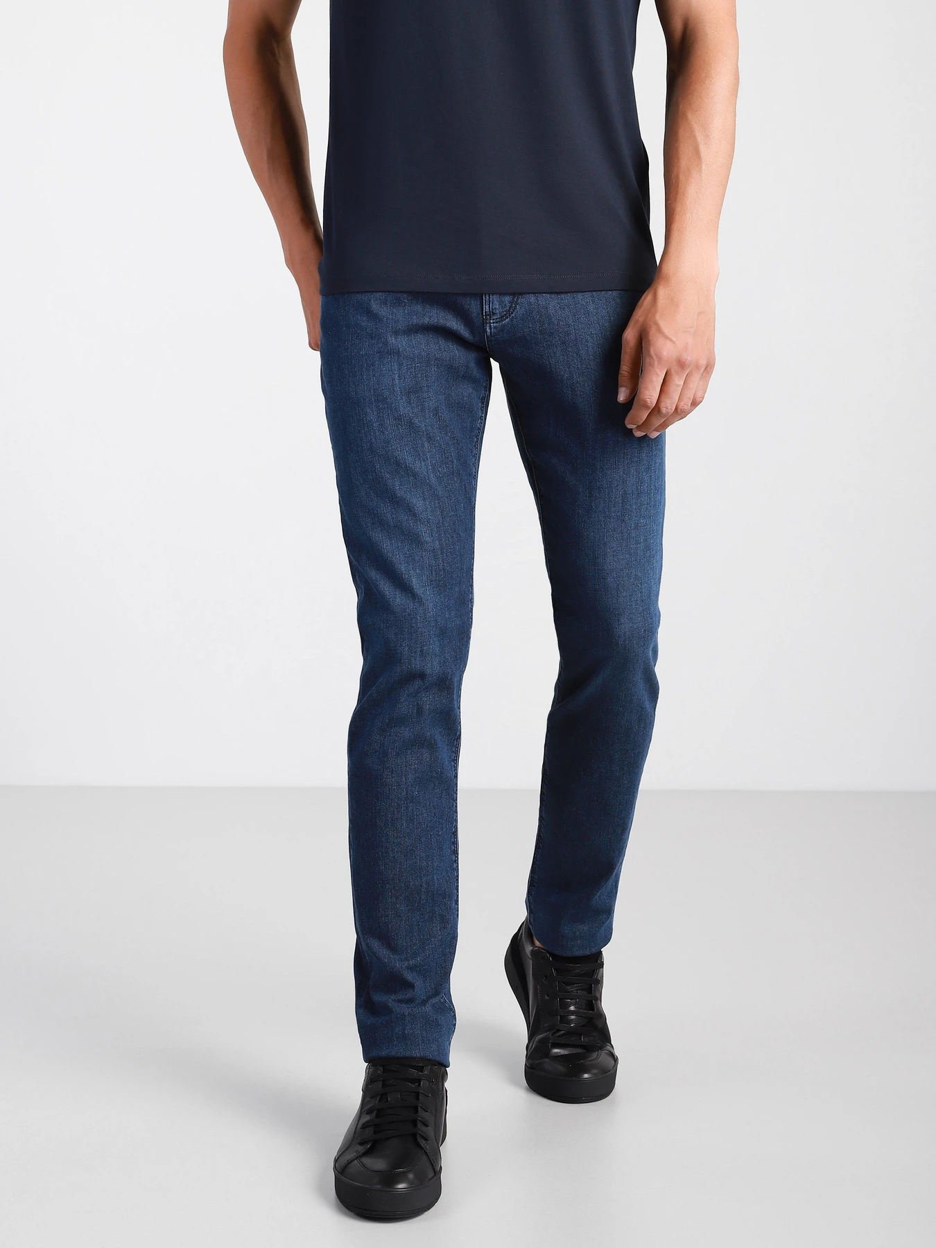 Джинсы Emporio Armani Slim модель 8N1J06-1D85Z-0942 Фото