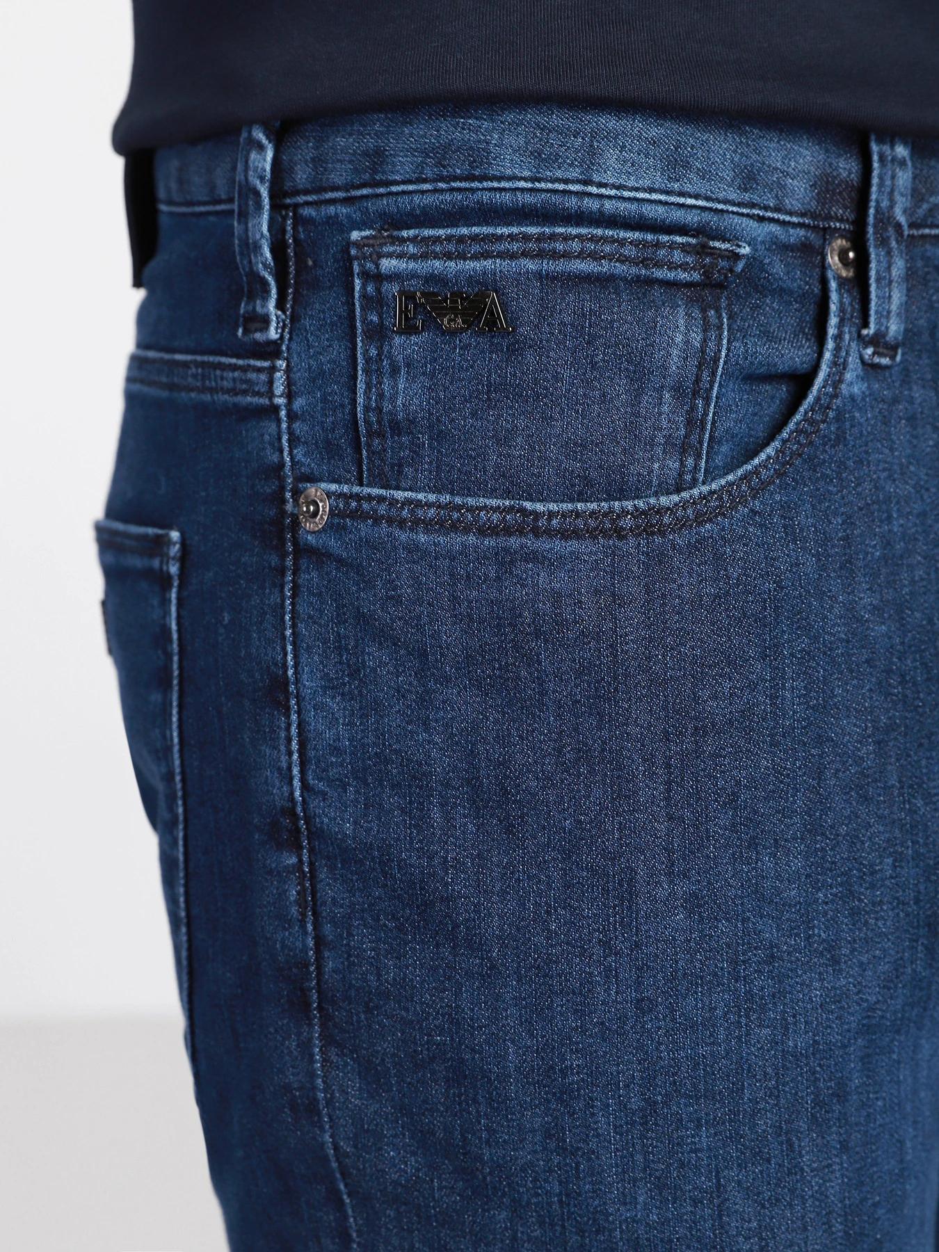 Джинсы Emporio Armani Slim модель 8N1J06-1D85Z-0942 Фото